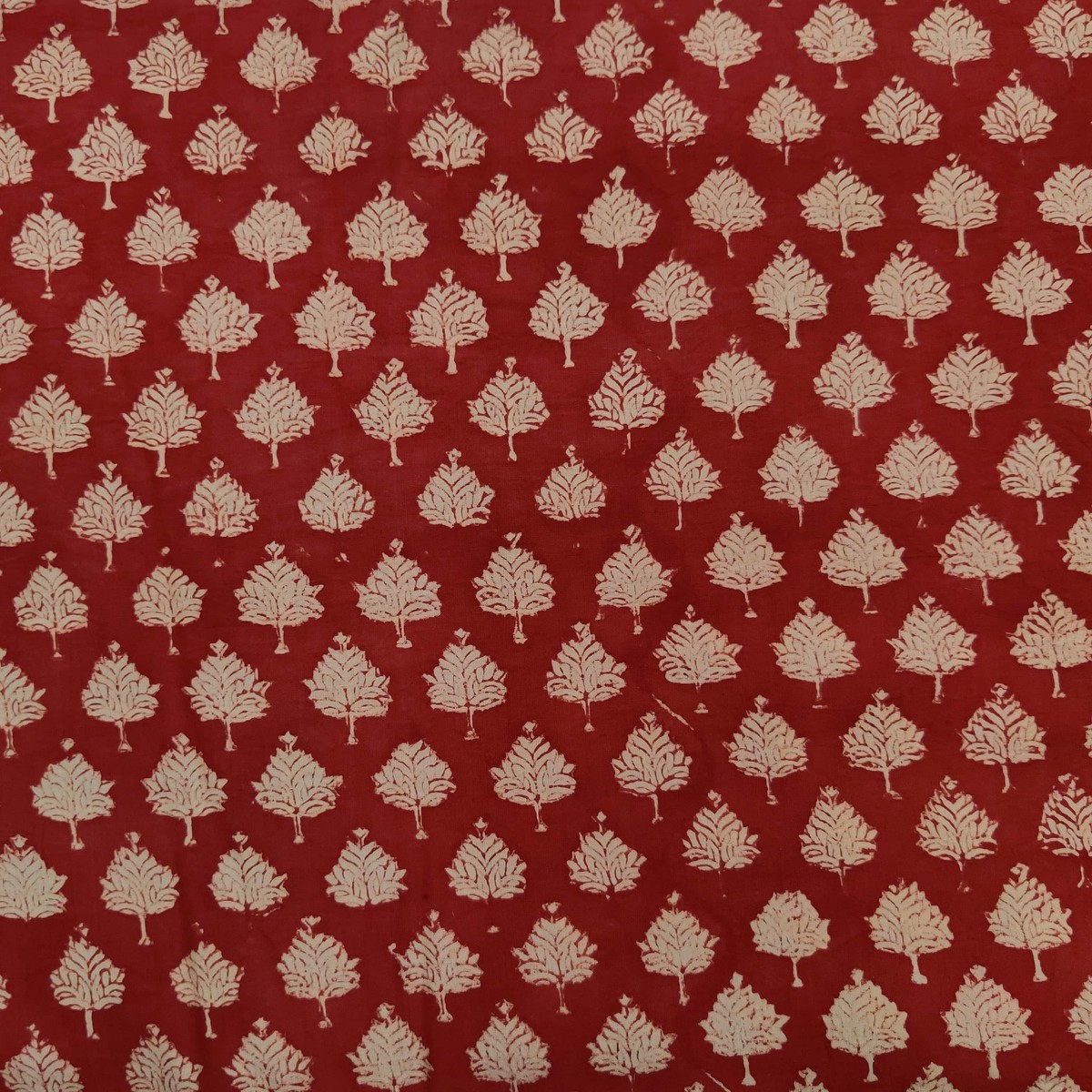 pure-cotton-bagru-madder-with-short-cypress-hand-block-print-fabric