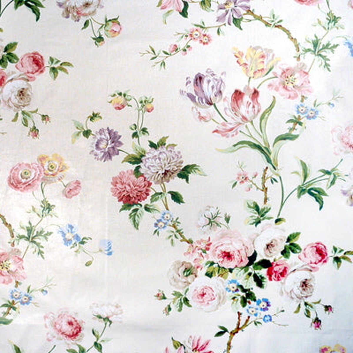 bien-aimee-cotton-print-vanilla-fabric