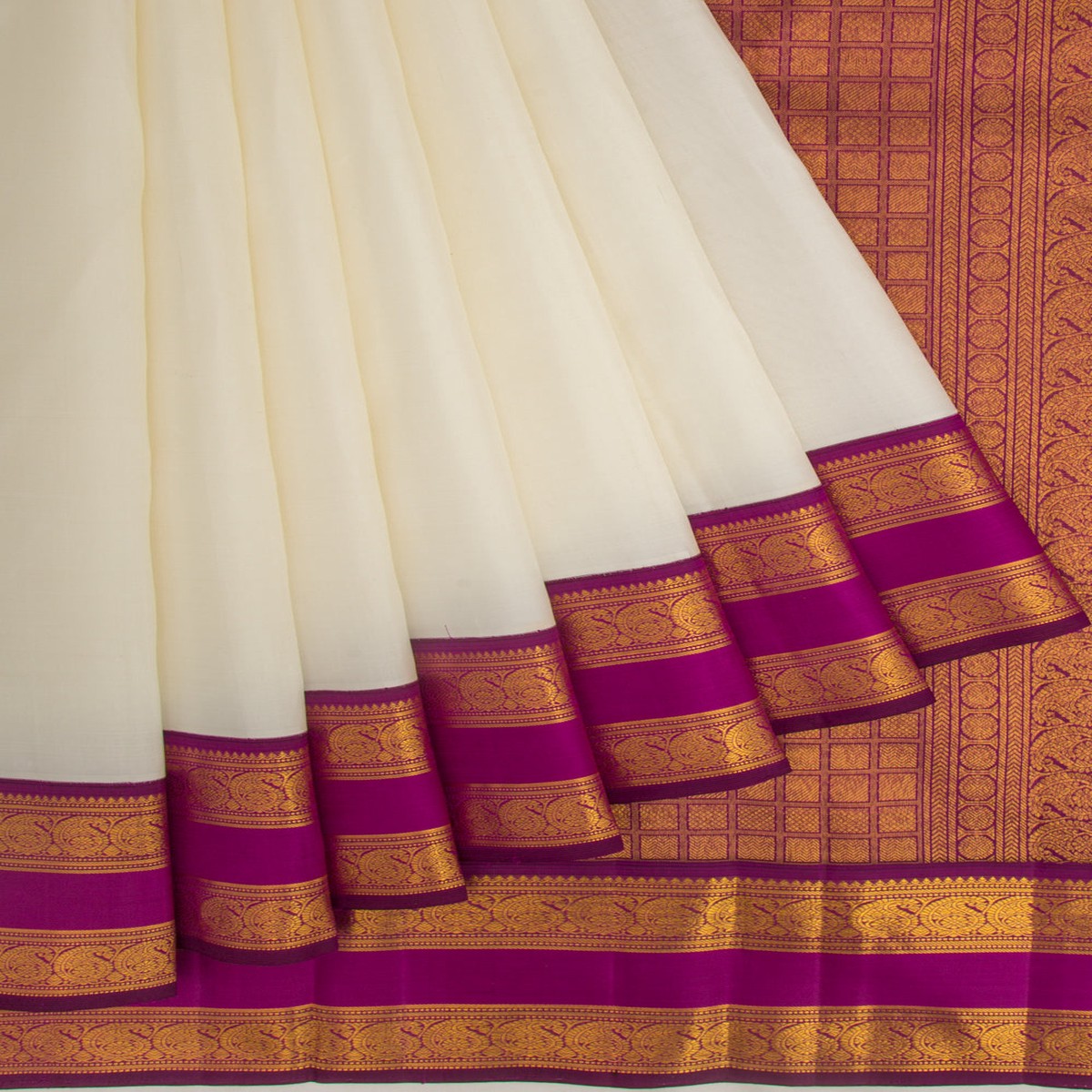 kanchipuram-silk-plain-white-saree
