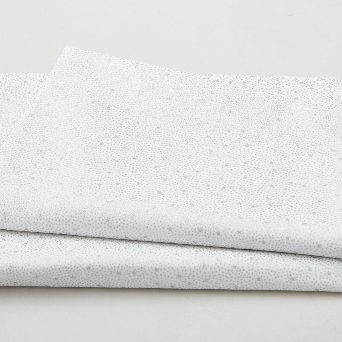 we-love-christmas-stars-dots-white-silver-2-yard-cut