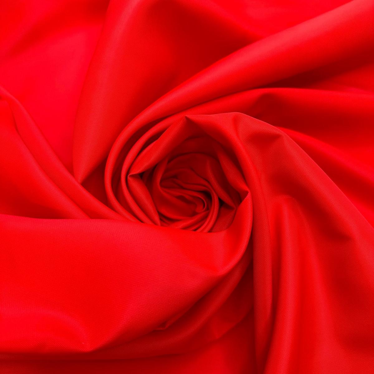 table-runner-colour-pop-water-resistant-poly-nylon-woven-red-bundles