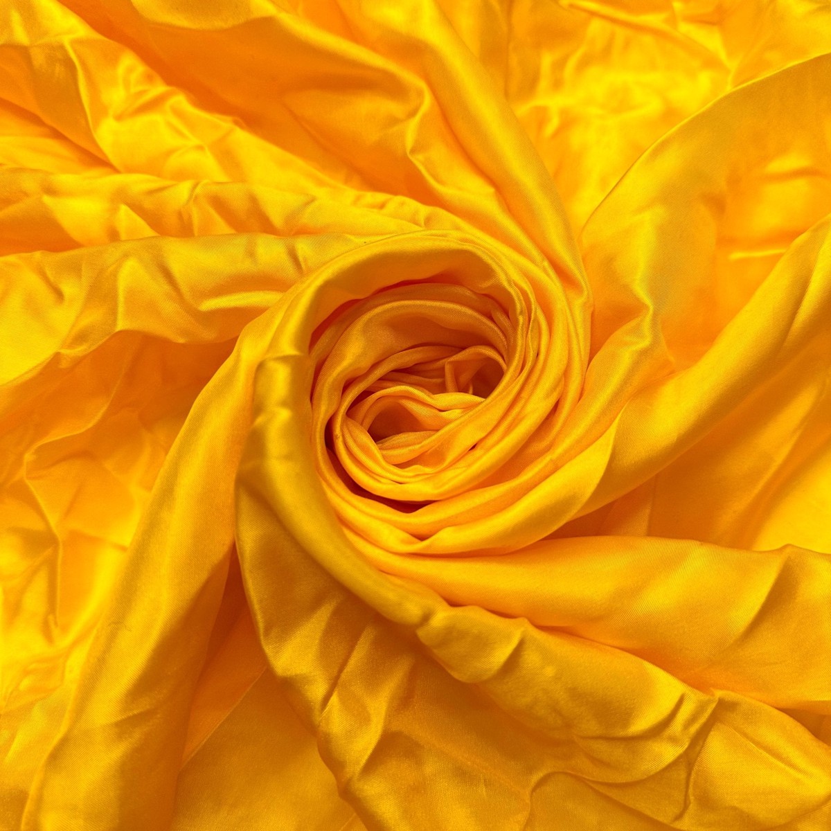 light-of-my-life-silk-woven-yellow-1-6m-bundle