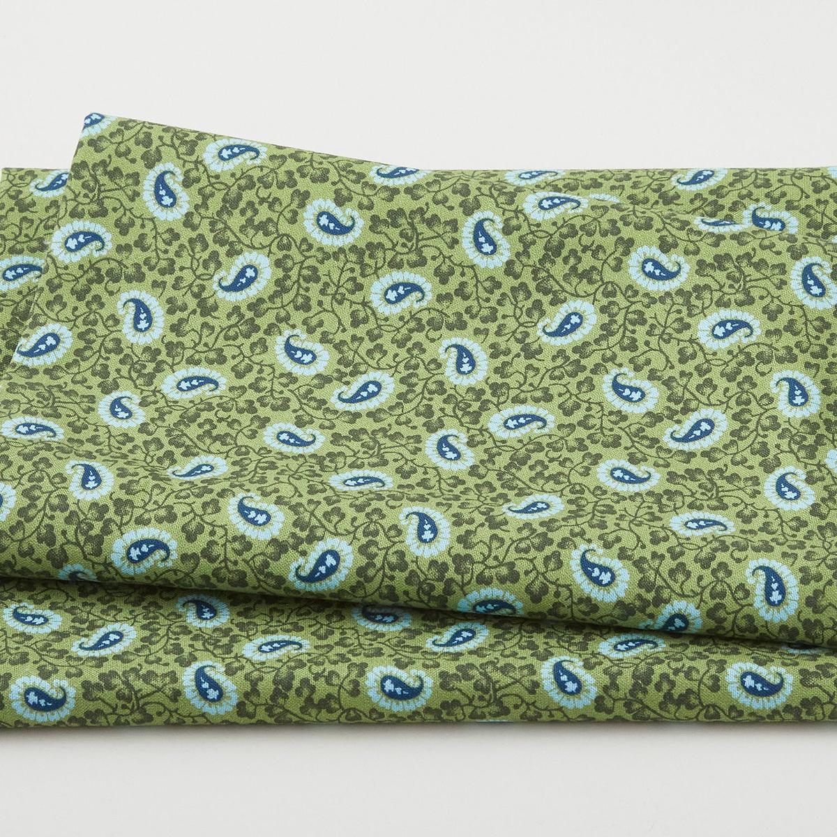 canterbury-paisley-green-2-yard-cut