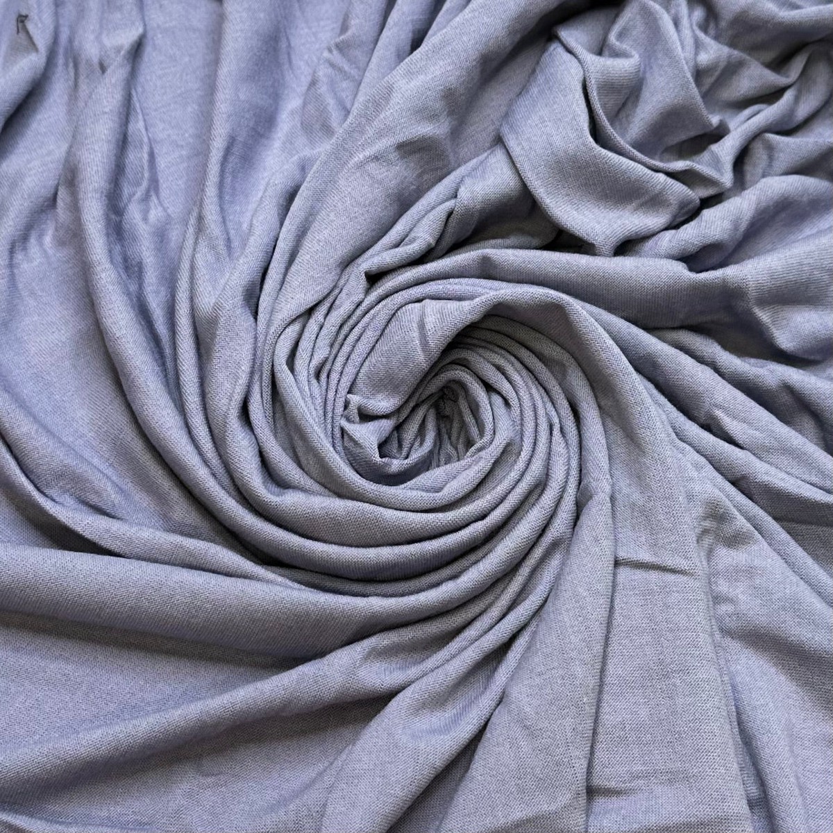 chanting-ceremony-jersey-wool-knit-light-grey-blue-1-8m-bundle
