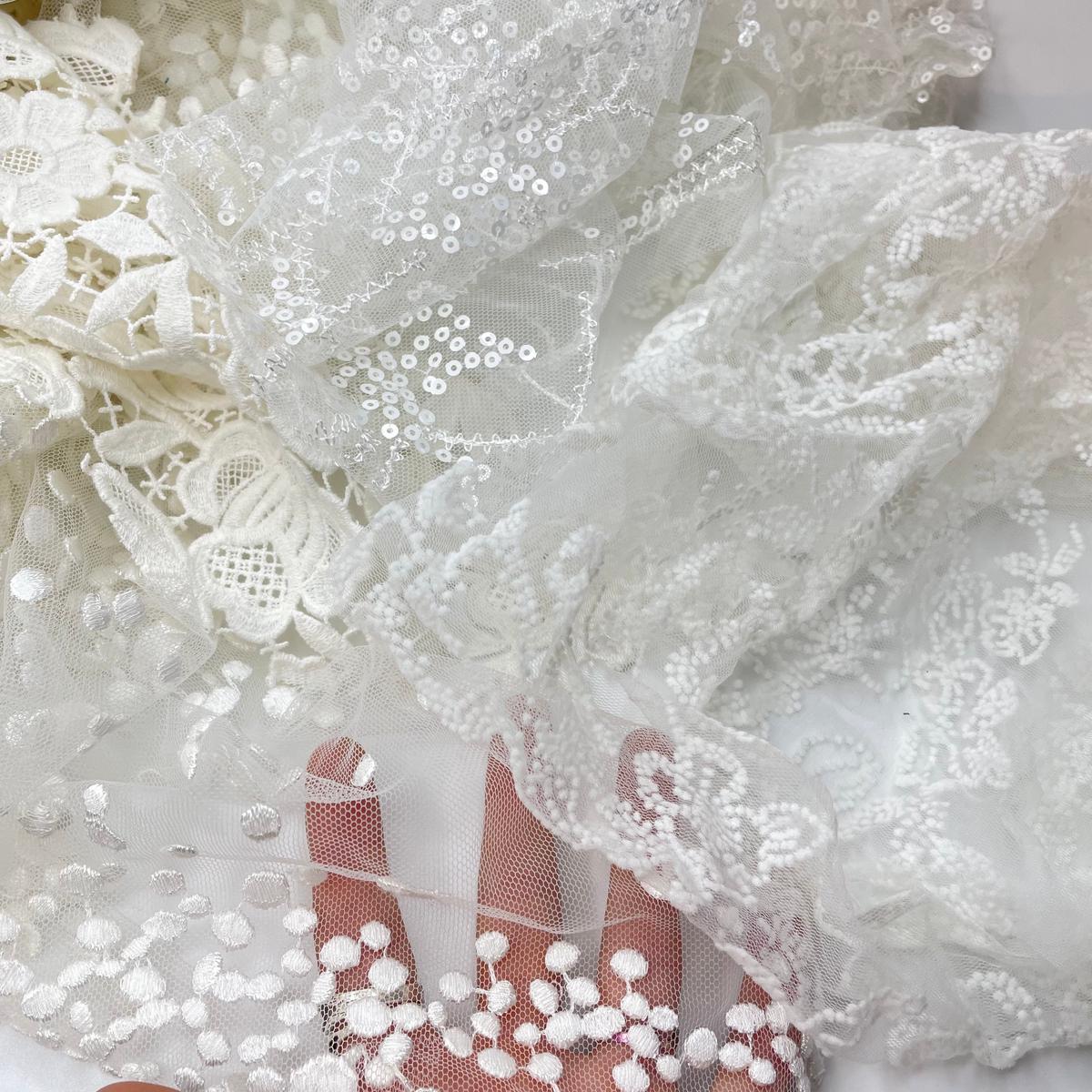 1-4-lb-lace-mesh-treasure-cart-grab-bag-lace-synthetic-blend-knit-white-cream-floral-pack