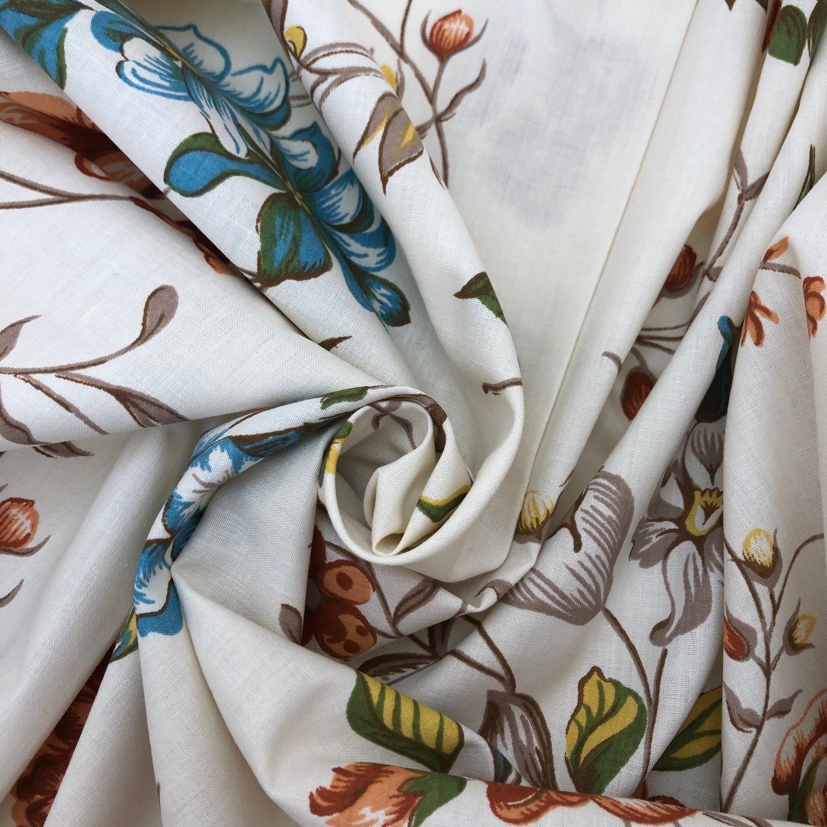 distinguished-floral-woven-upholstery-0-65m-bundle
