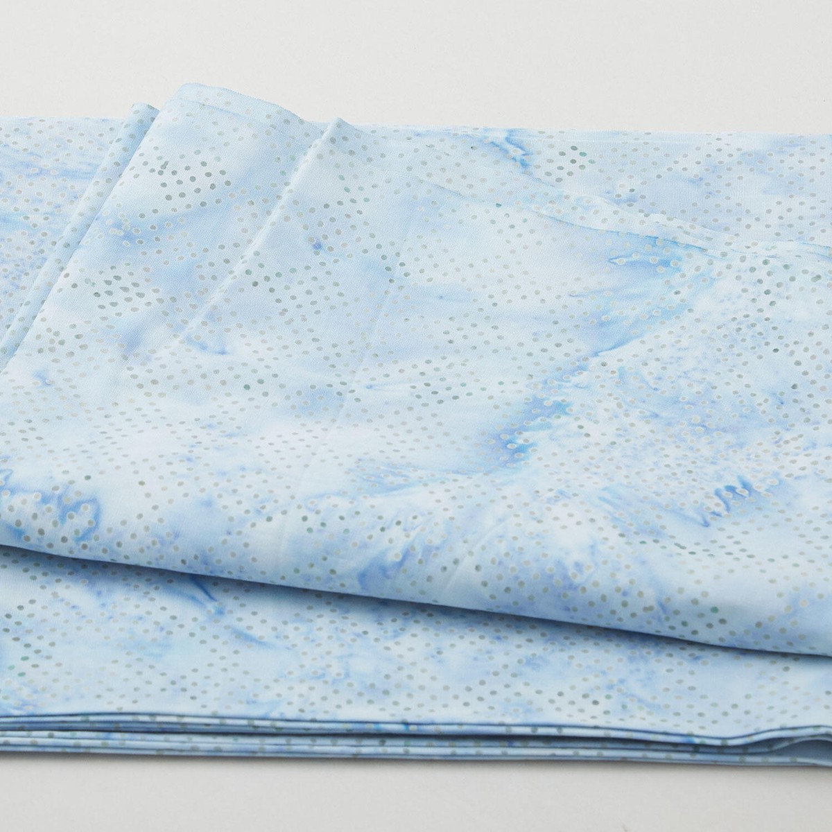 light-blue-gray-dot-batik-2-yard-cut