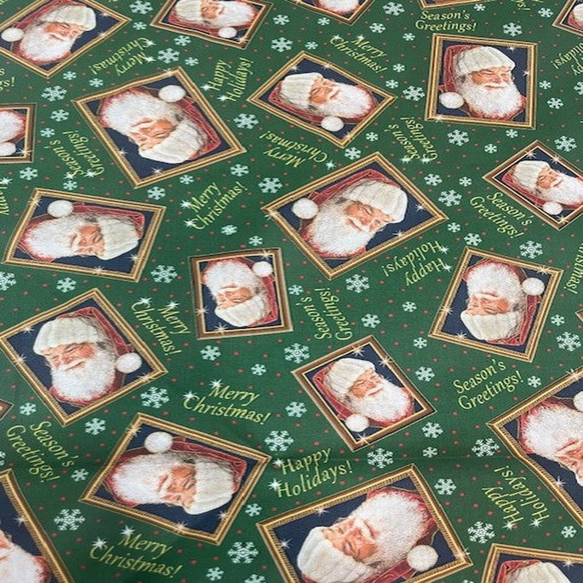 quilting-treasures-santa-s-list-green-christmas