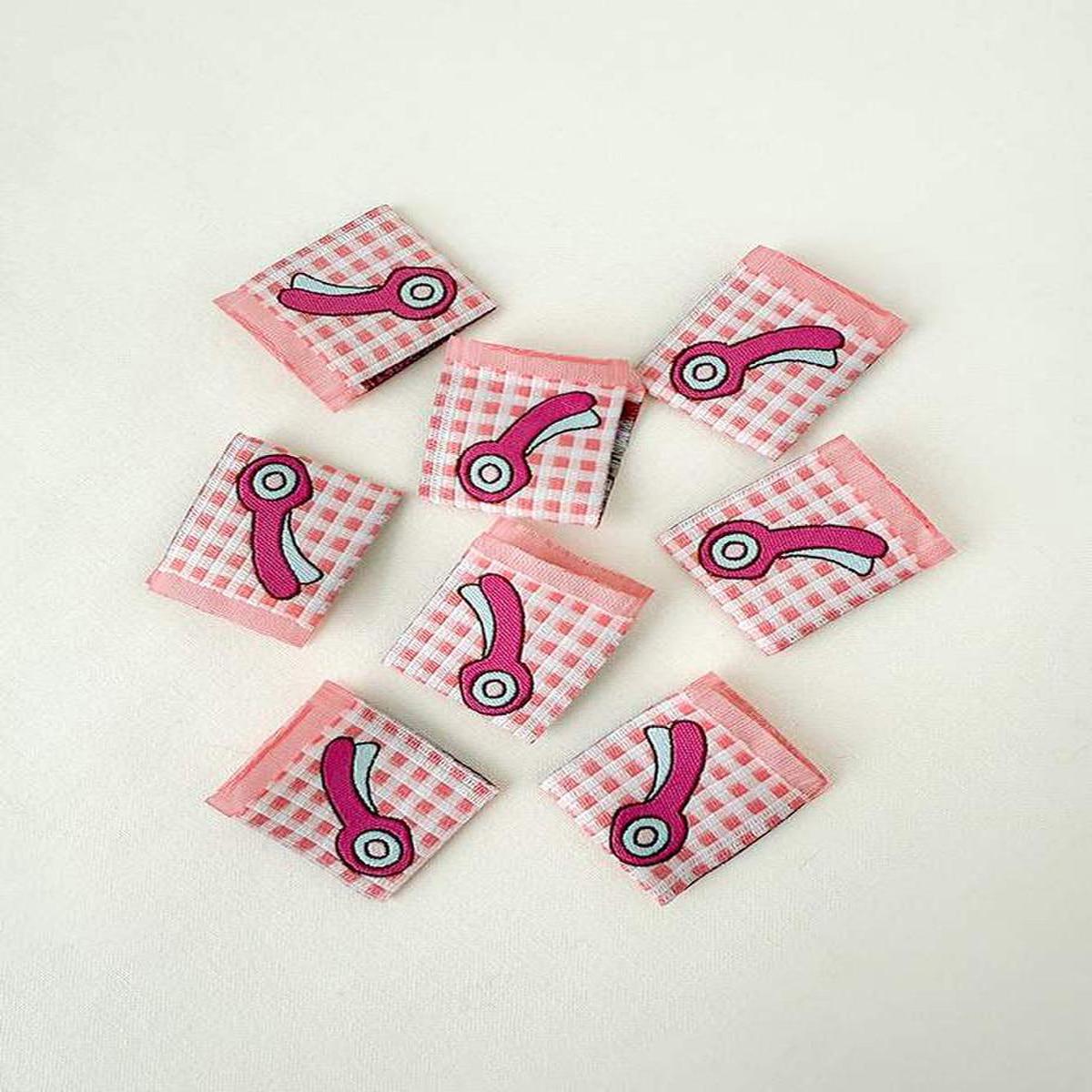 sale-rotary-cutter-woven-labels-p178-siwl5-riley-blake-designs-minki-kim-durable-thread-machine-washable-polyester-8-labels