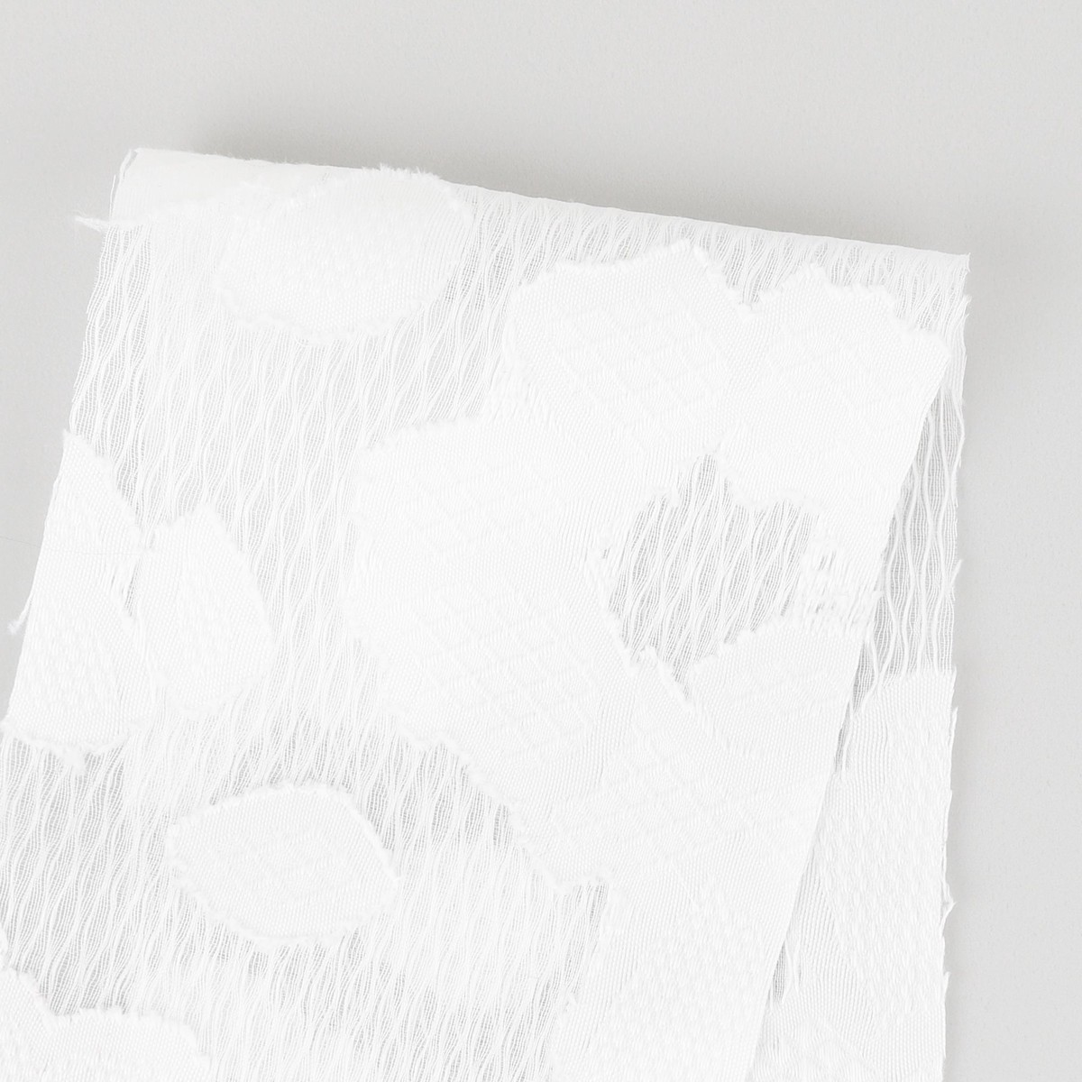 sheer-peony-jacquard-white