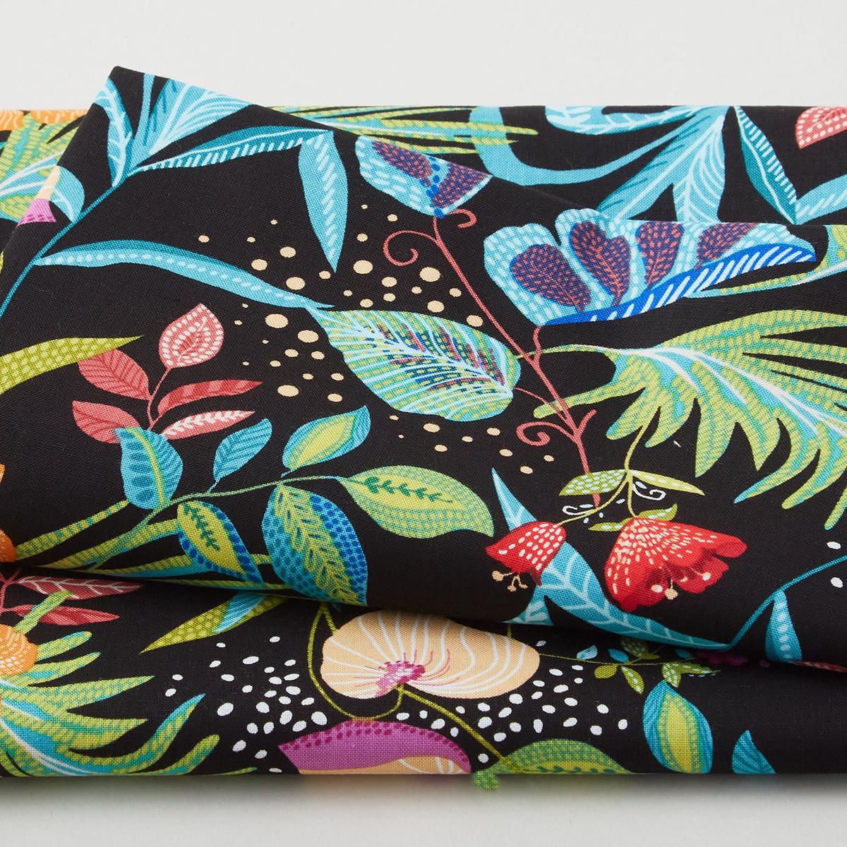 hothouse-magic-hothouse-flowers-black-2-yard-cut