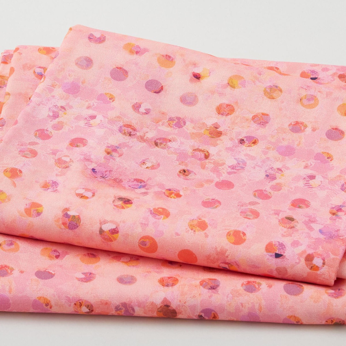 green-garden-favorites-coral-dots-2-yard-cut