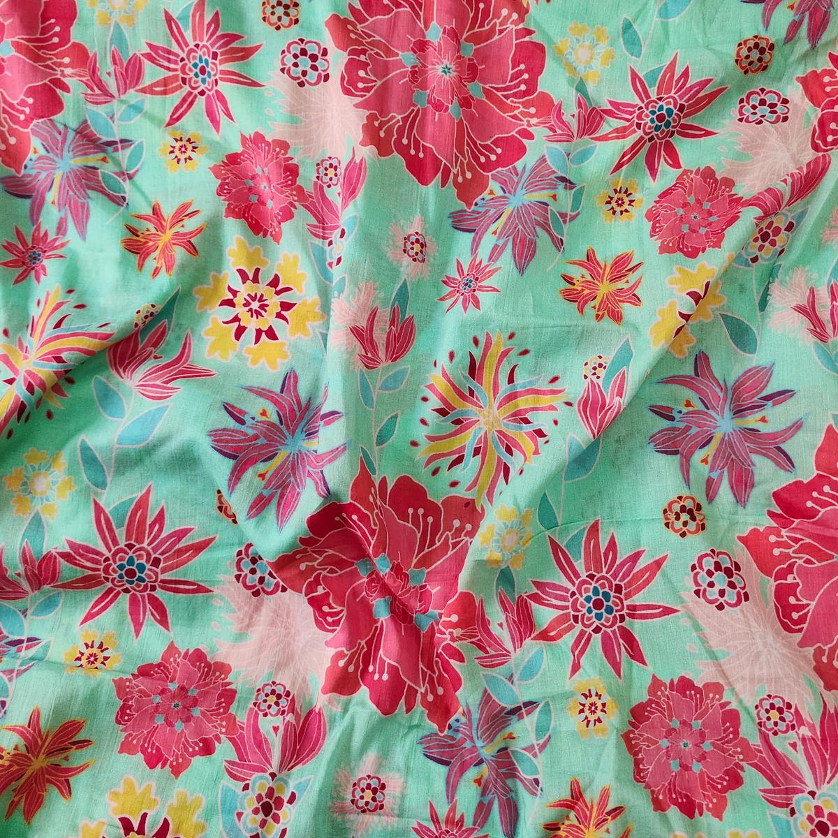 mul-cotton-mint-green-with-pink-big-flower-jaal-screen-print-fabric