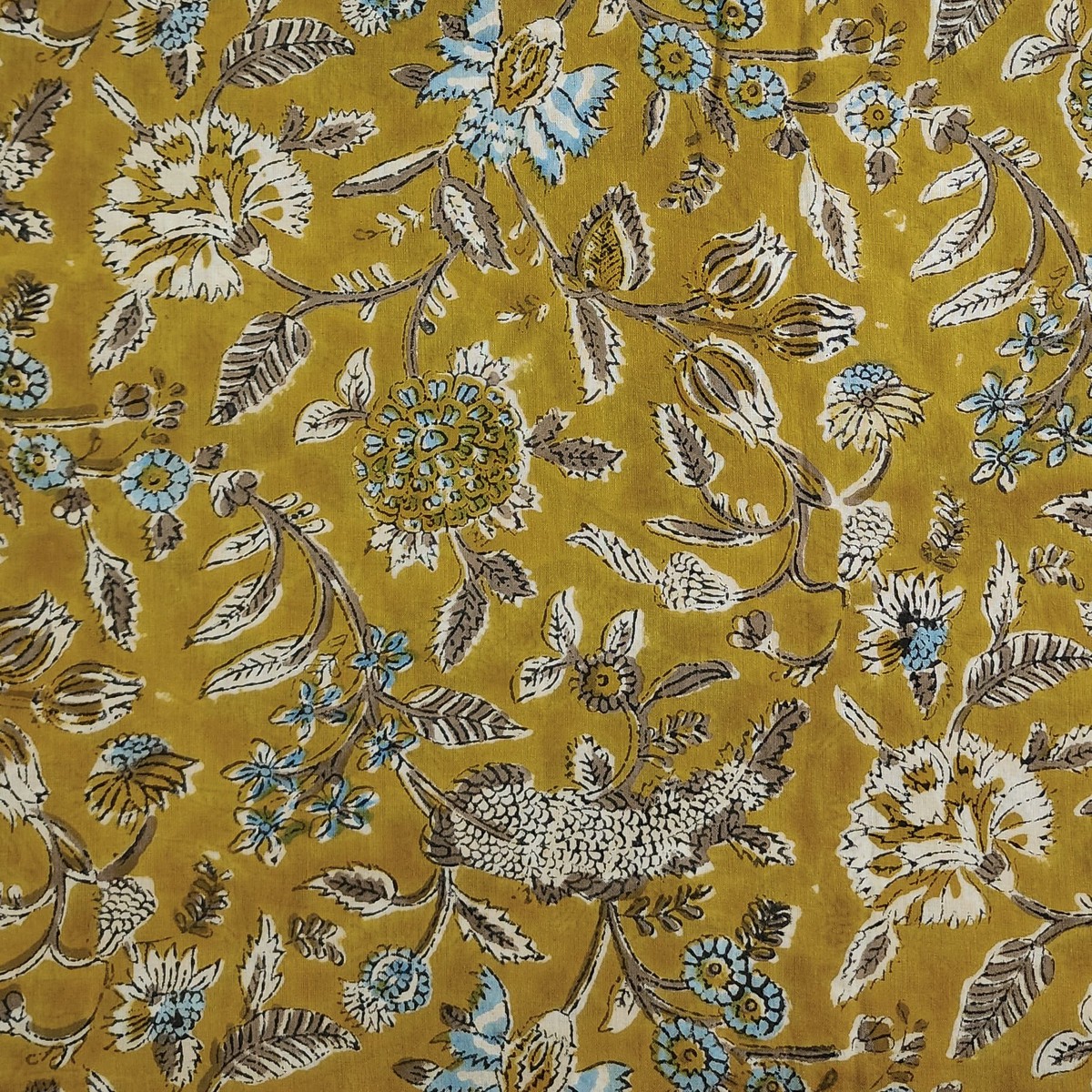 pure-cotton-mul-jaipuri-mustrad-with-grey-flower-jaal-hand-block-print-fabric