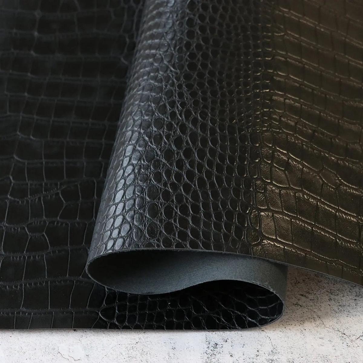 black-faux-alligator-leather-1-2yds