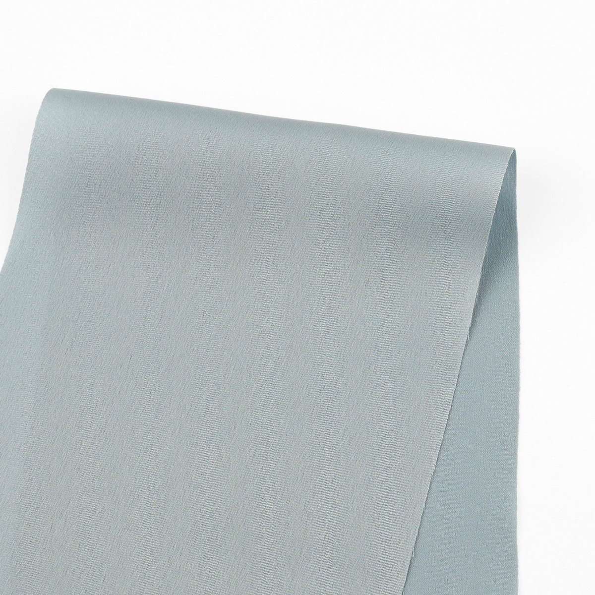 lightweight-poly-satin-droplet