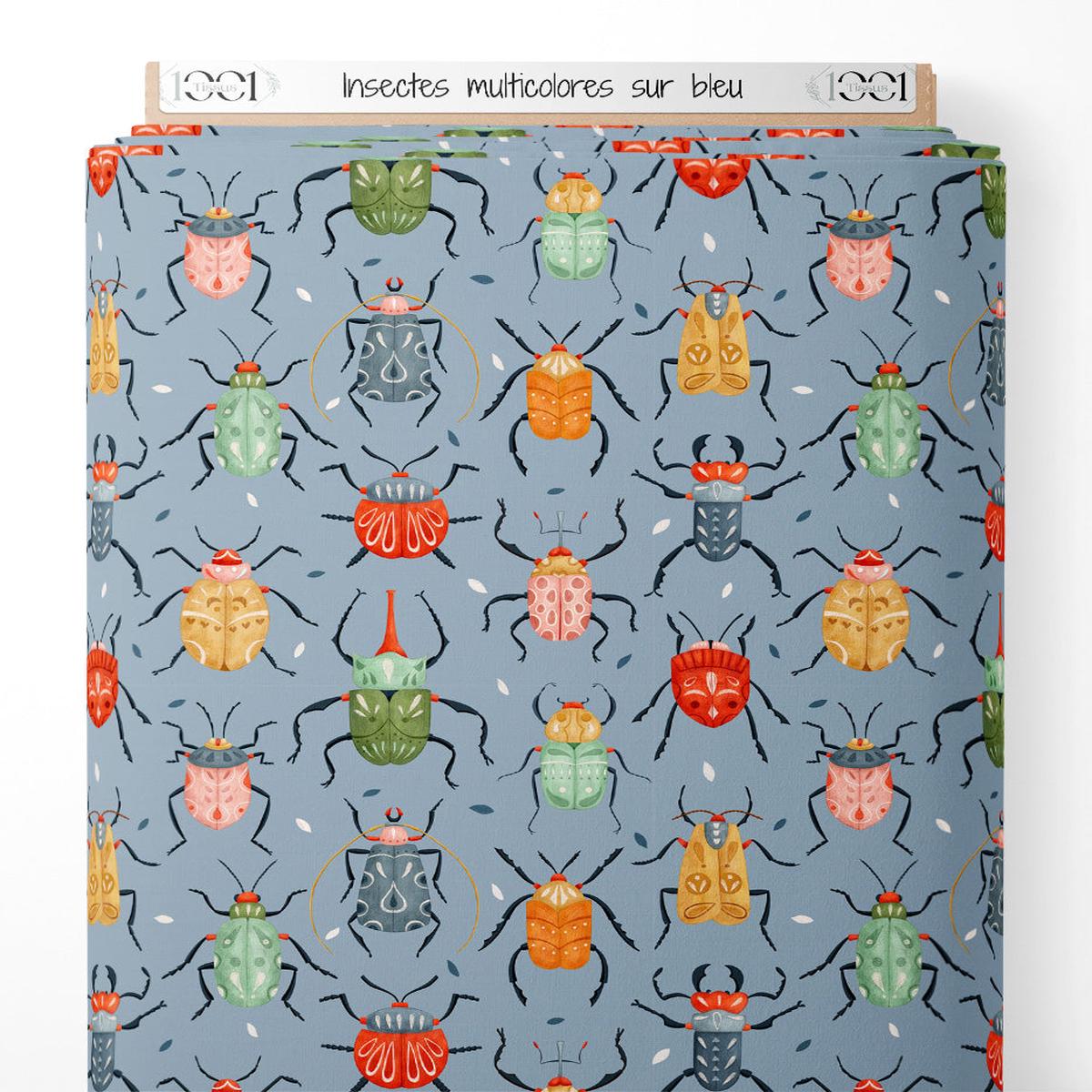 tissu-insectes-multicolores-sur-bleu