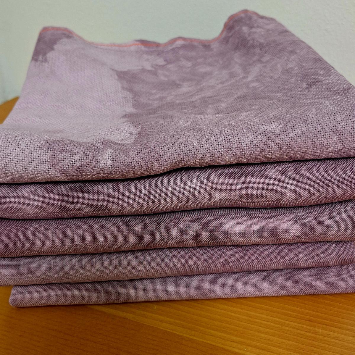 20-count-gothic-mauve-aida