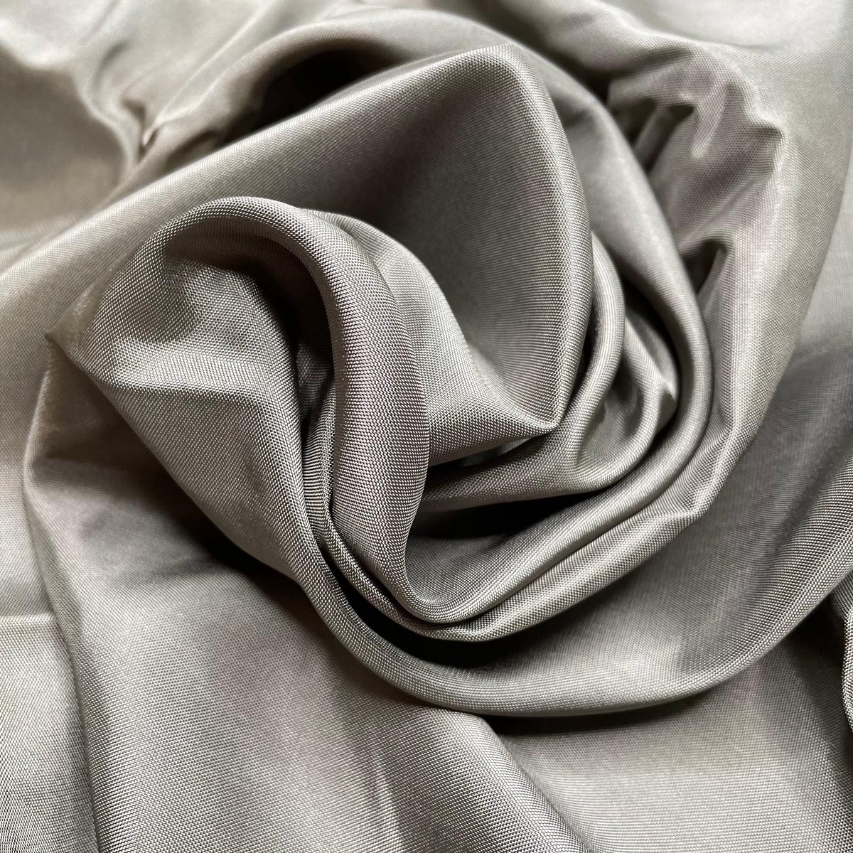 forbidden-flute-acetate-woven-silver-8-3m-bundle