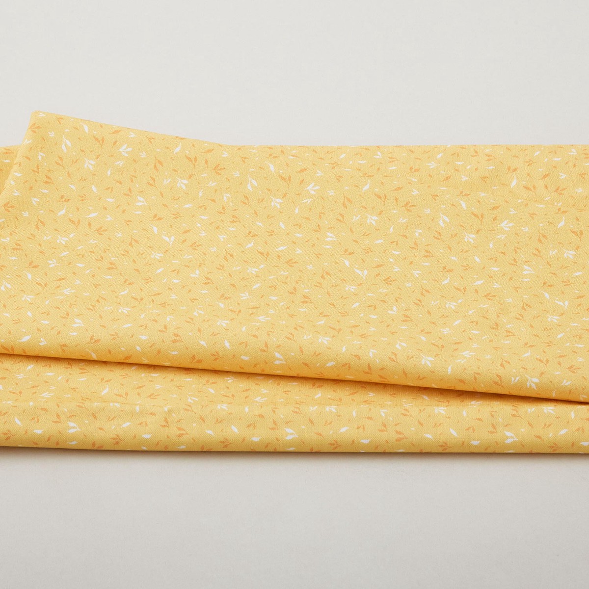 sunlit-splendor-favorites-tonal-leaves-yellow-2-yard-cut