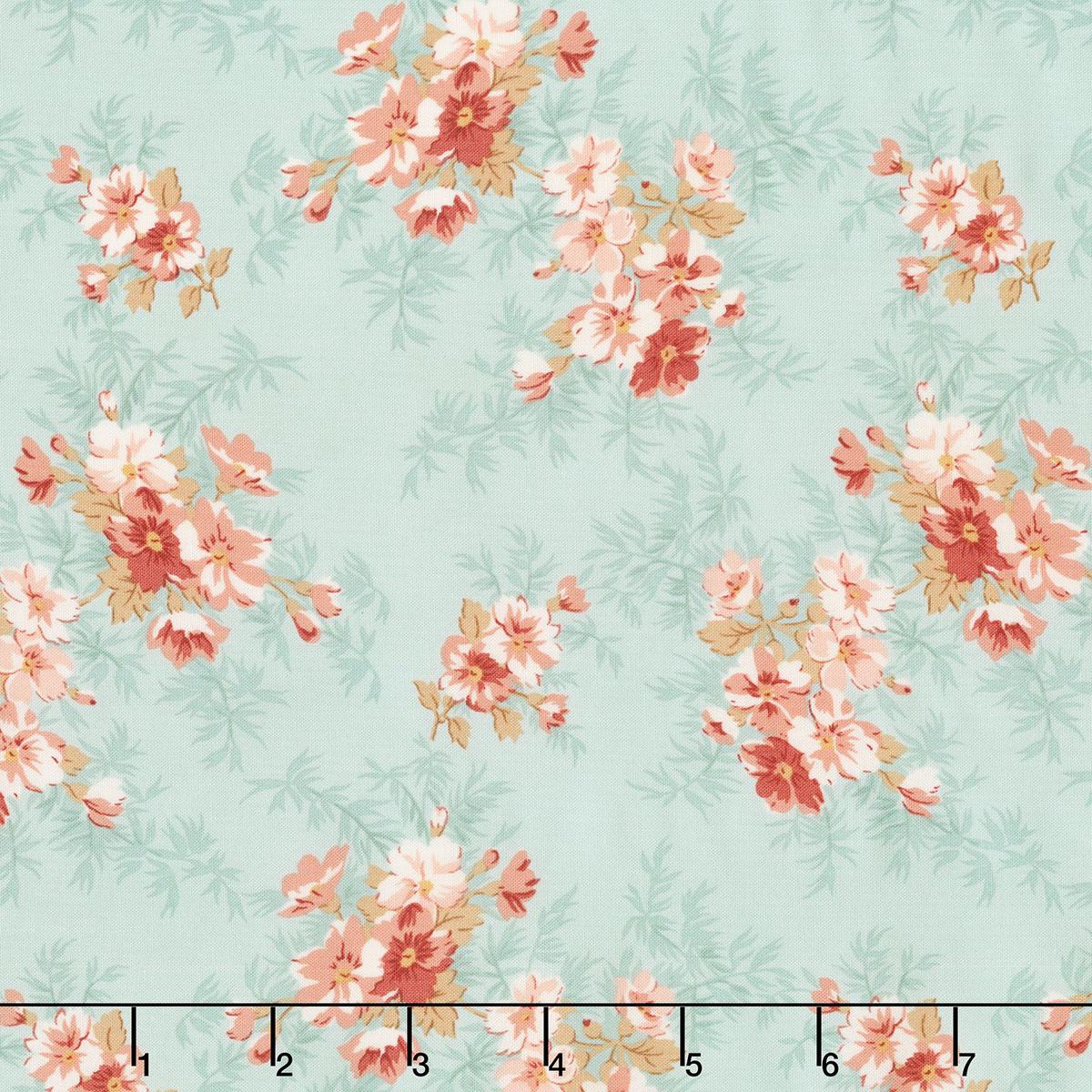 sandalwood-cassandra-eucalyptus-yardage