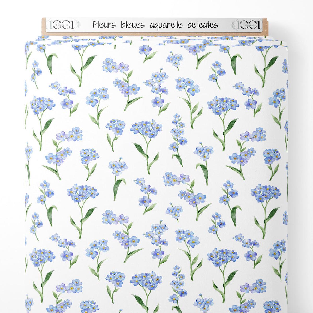 tissu-fleurs-bleues-aquarelle-dlicates