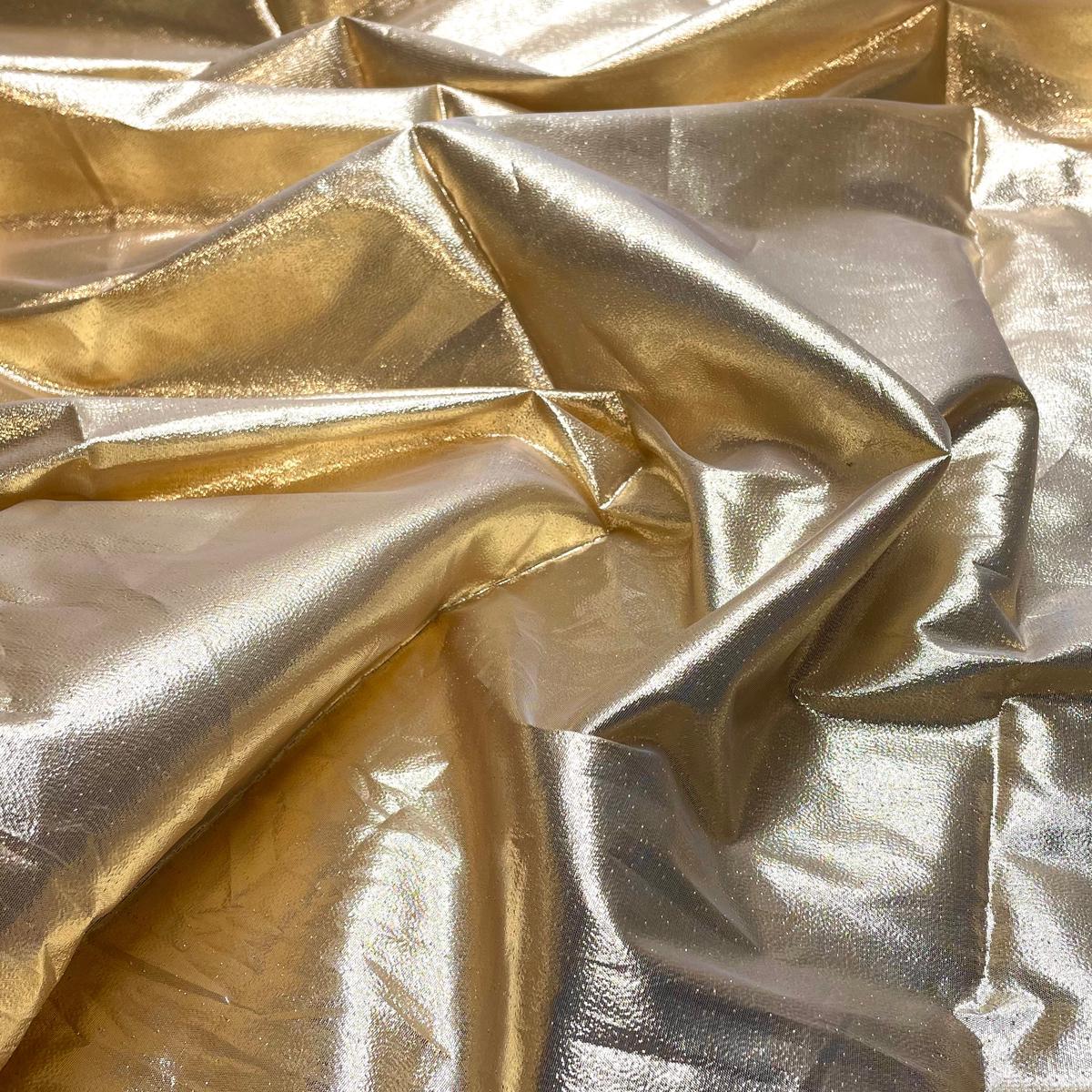 tinsel-always-gets-everywhere-metallic-lame-lurex-woven-gold-3-5m-bundle