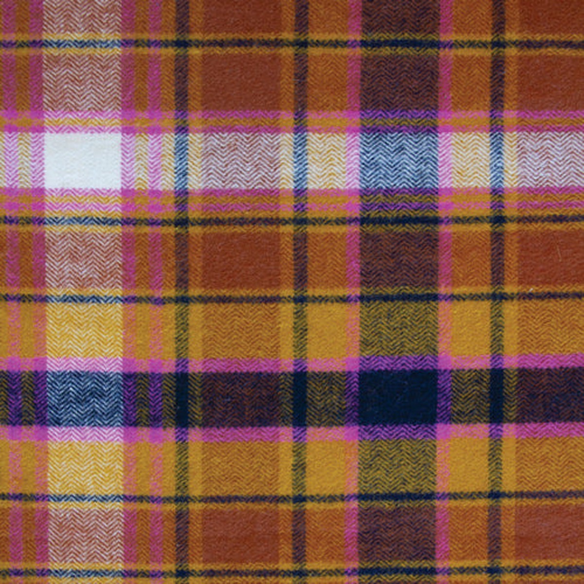 art-gallery-highlands-flannel