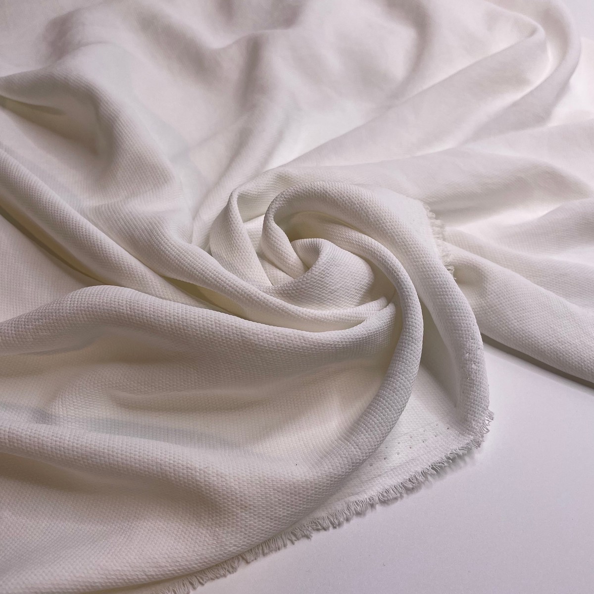 the-will-of-the-force-poly-woven-white-0-8m-bundle