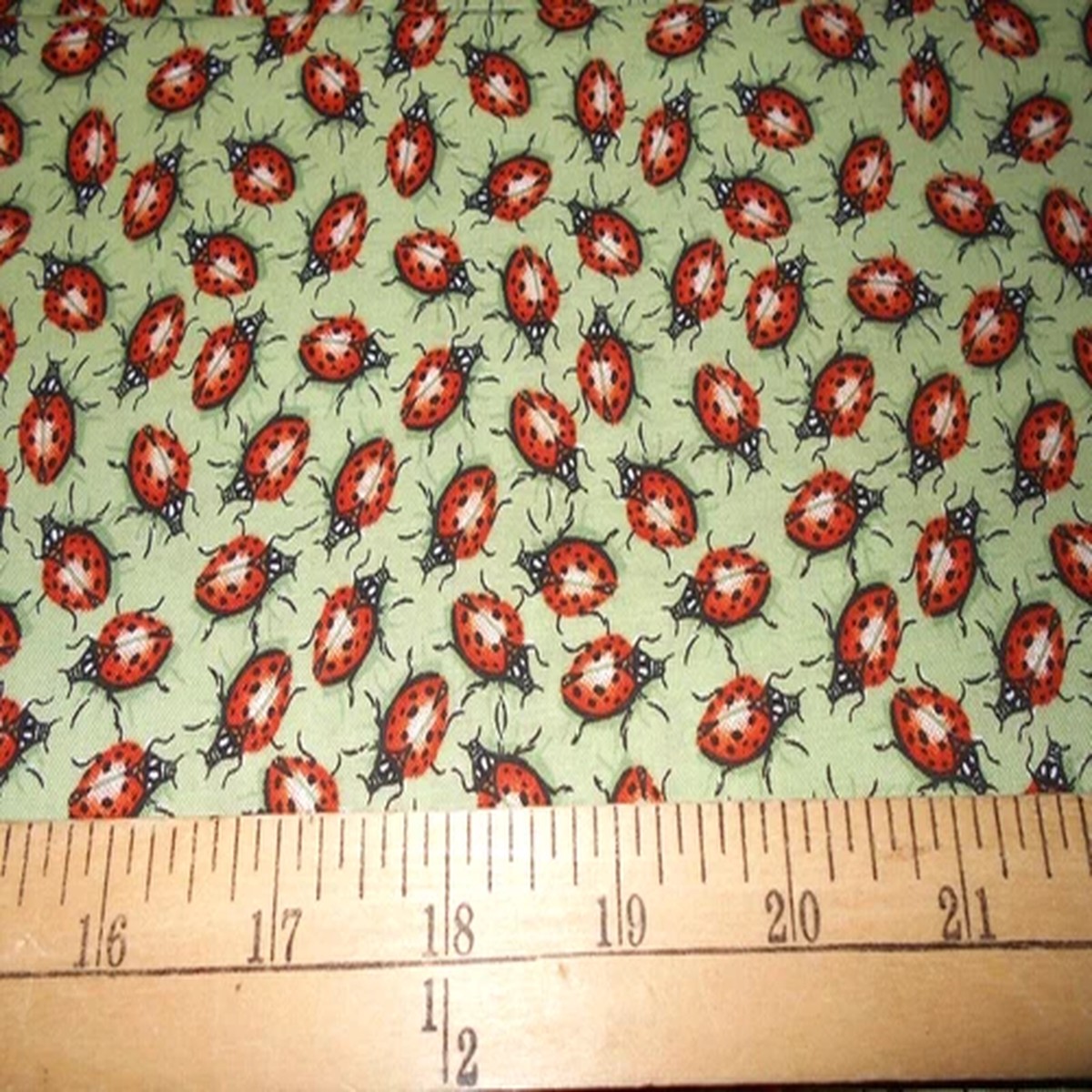 1-yard-creature-comfort-ladybugs-fabric