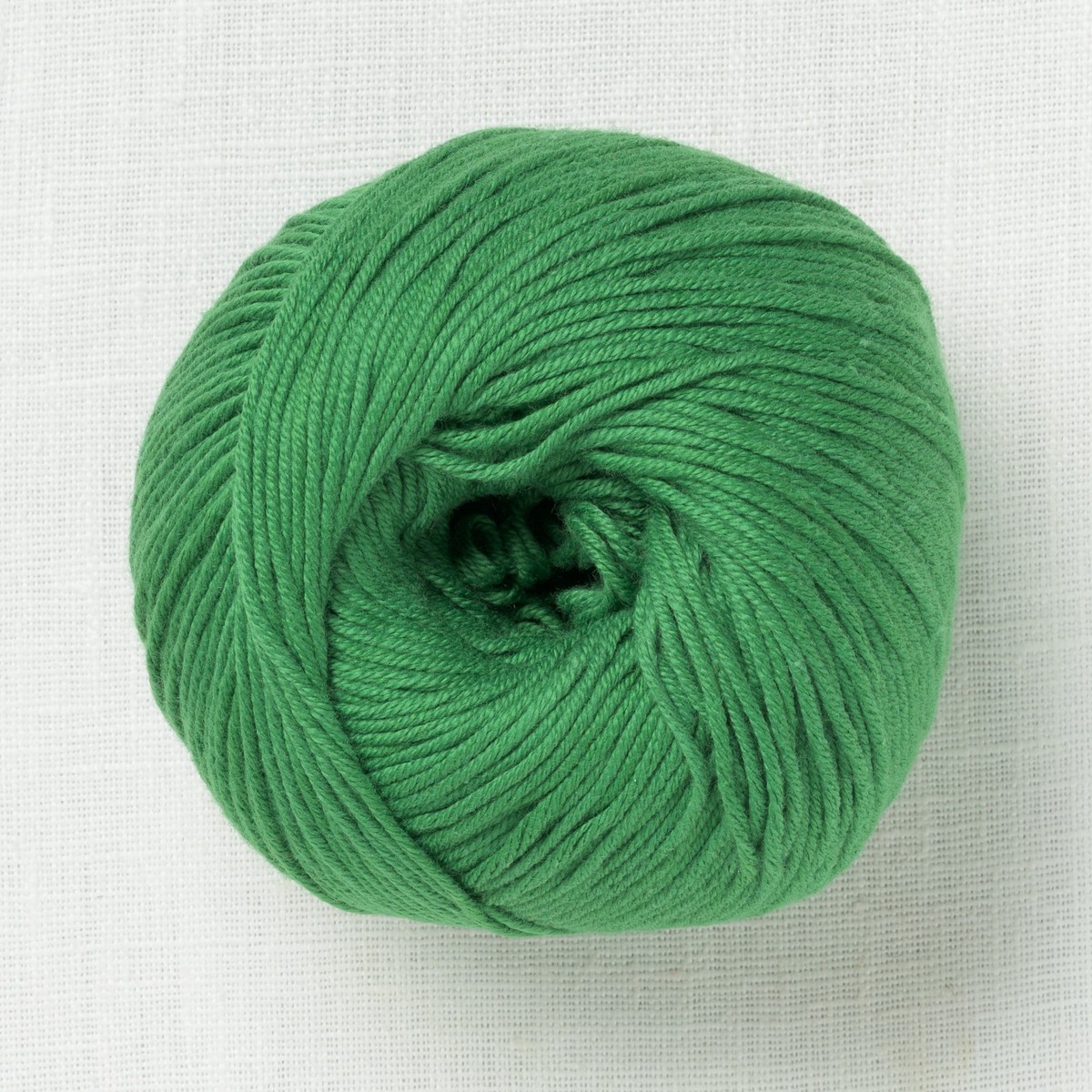 lang-yarns-oceania-117-grass-green