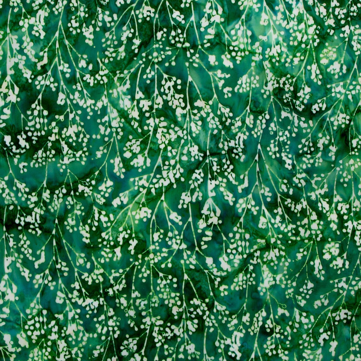 christmas-cheer-berry-branches-jade-yardage