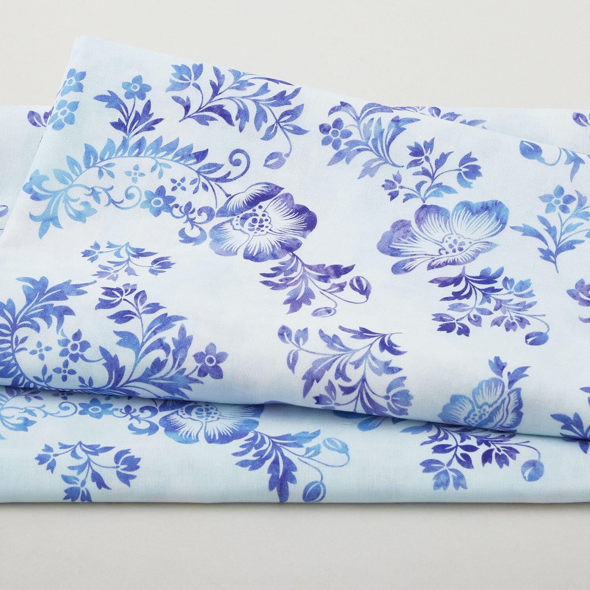 poppy-skies-favorites-wind-flower-sprigs-digitally-printed-2-yard-cut