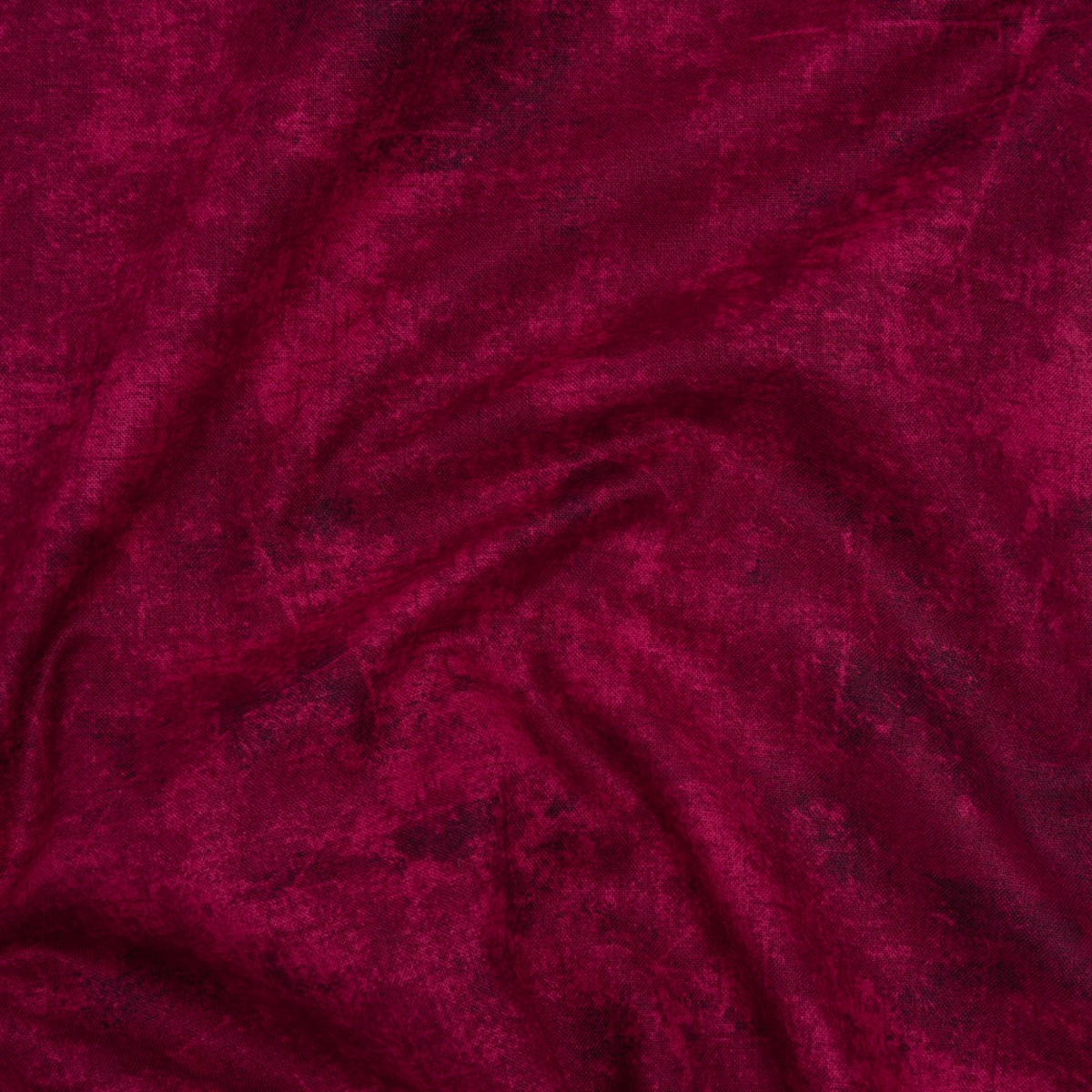 printed-quilting-cotton-by-northcott-sangria-painterly-texture-canvas-collection