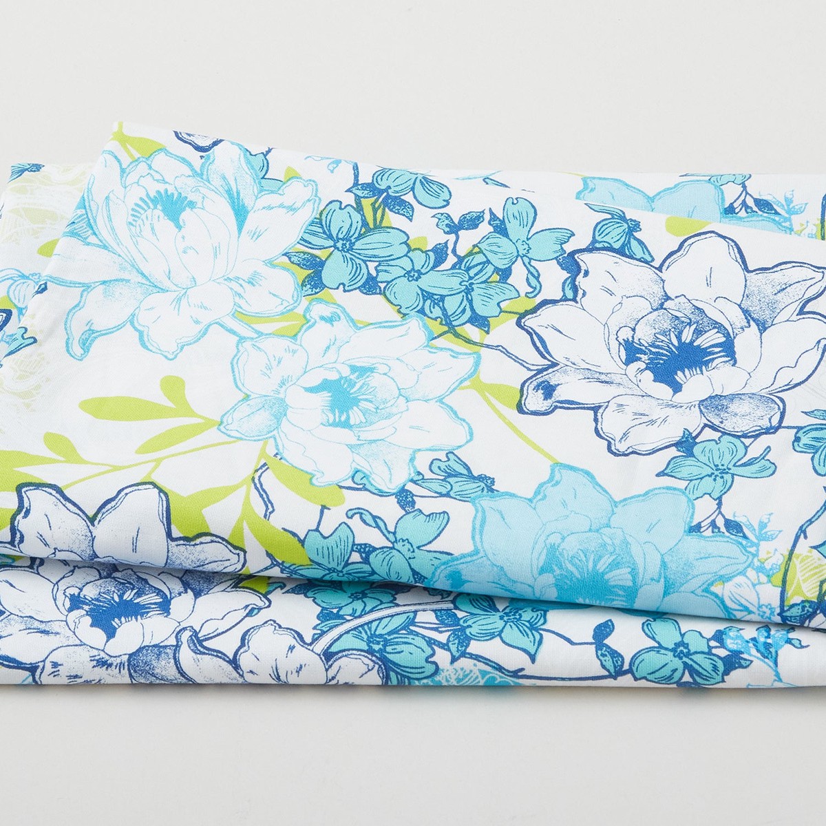 hadleigh-favorites-floral-multi-2-yard-cut
