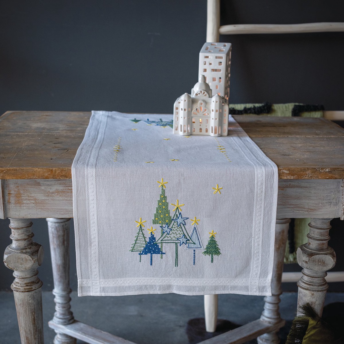 modern-pine-tree-table-runner-embroidery-kit