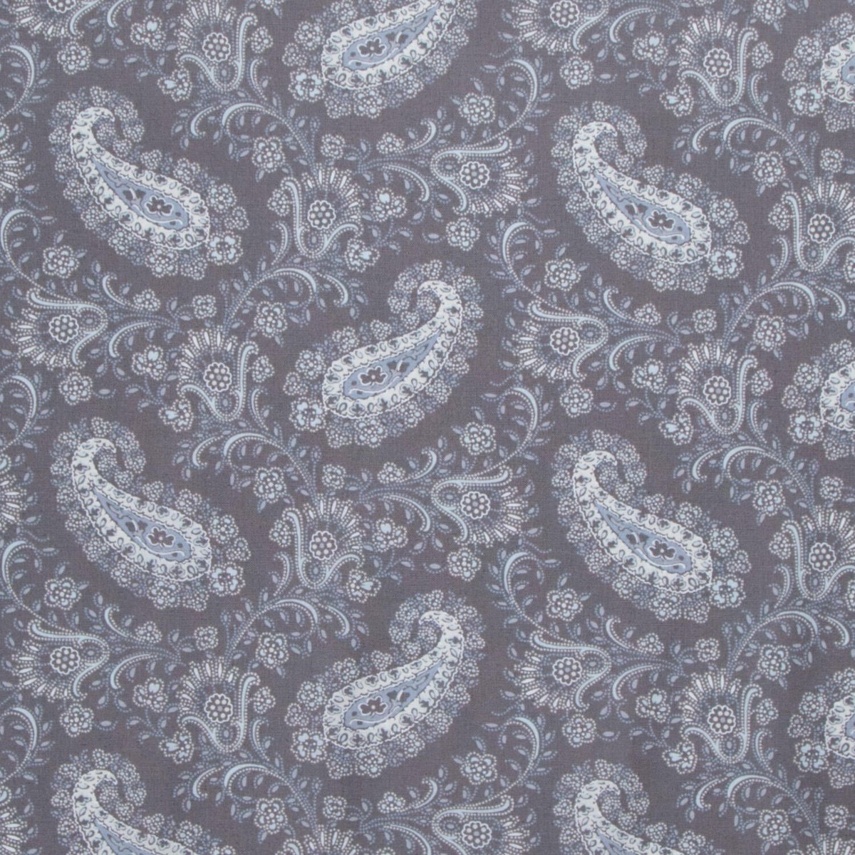 daybreak-paisley-taupe-yardage