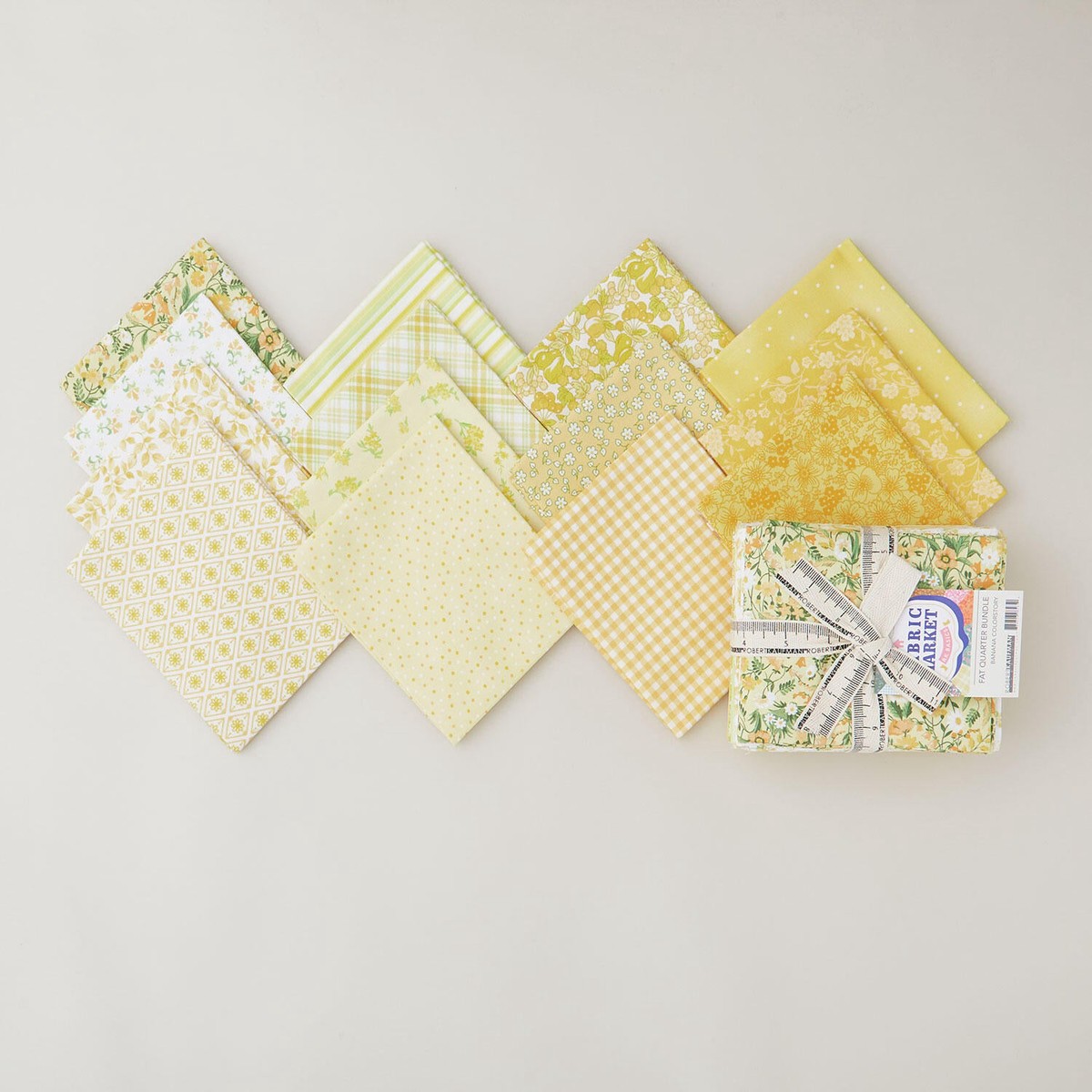 fabric-market-banana-fat-quarter-bundle