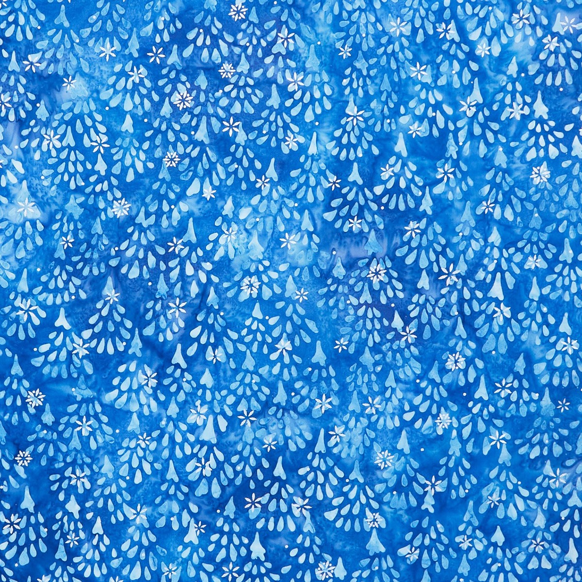 artisan-batiks-snowscape-trees-lake-metallic-yardage