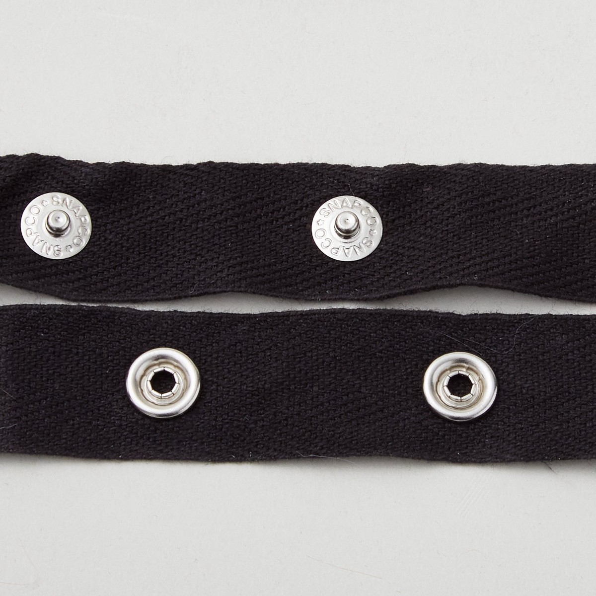 1-1-2-spaced-15-line-snap-tape-3-4-black