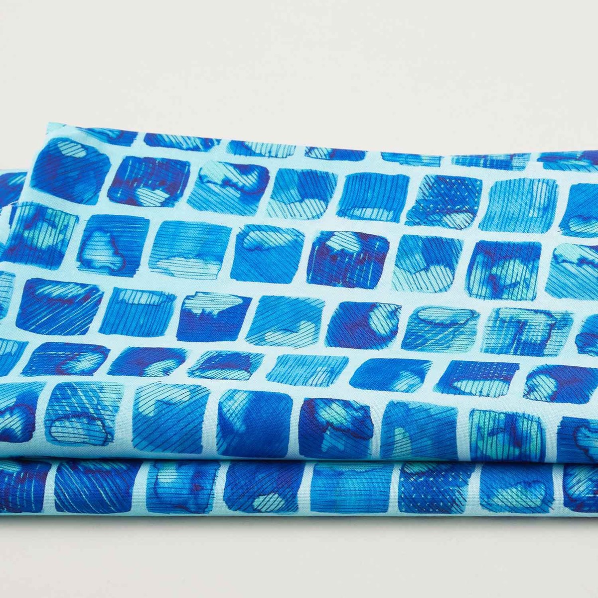 peony-bloom-blue-rows-of-squares-2-yard-cut