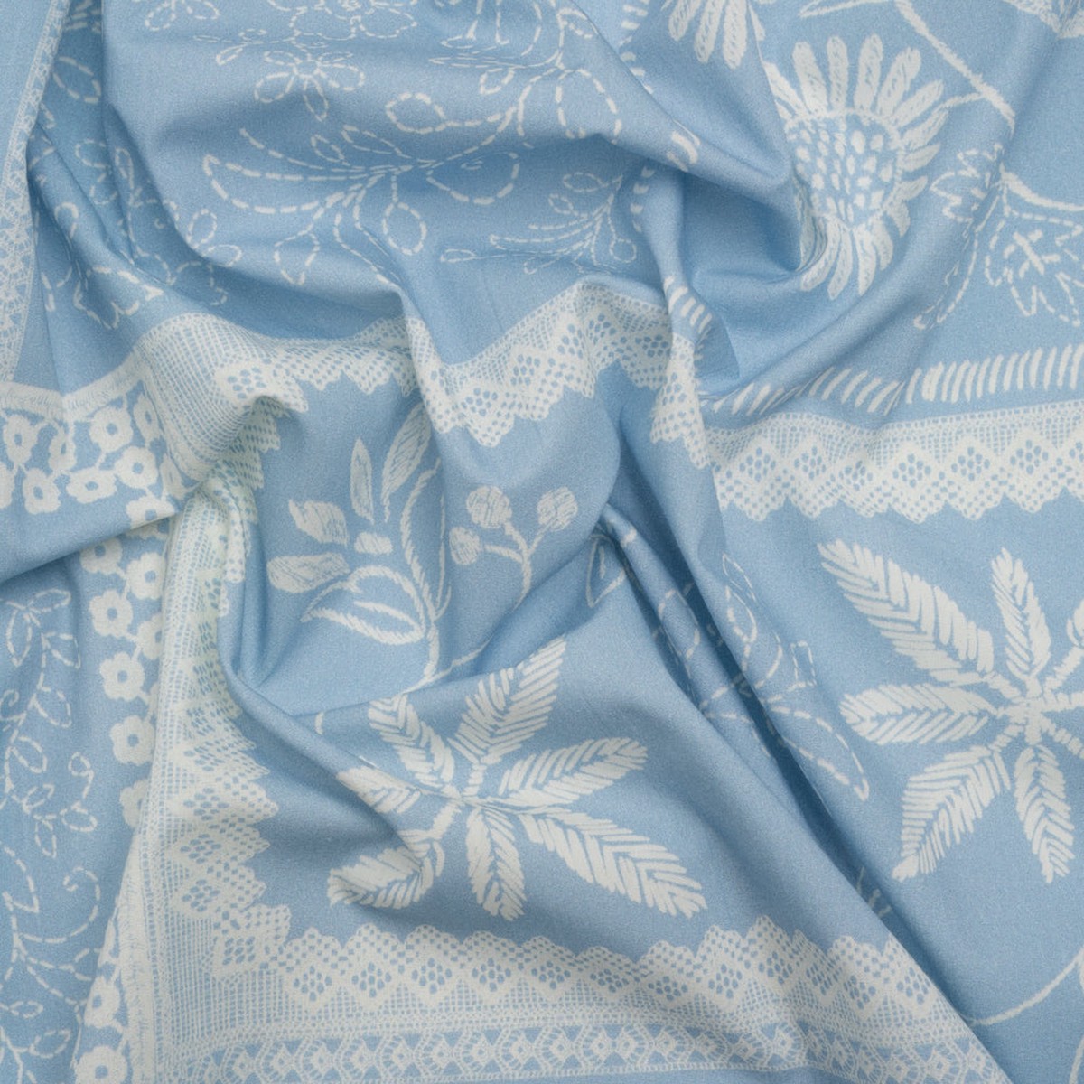 mood-exclusive-needlepoint-skies-cotton-poplin