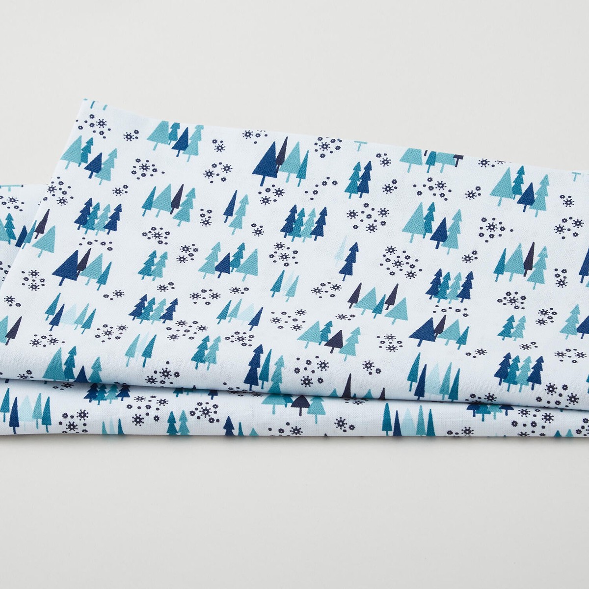 alpine-valley-sugar-pine-aqua-2-yard-cut