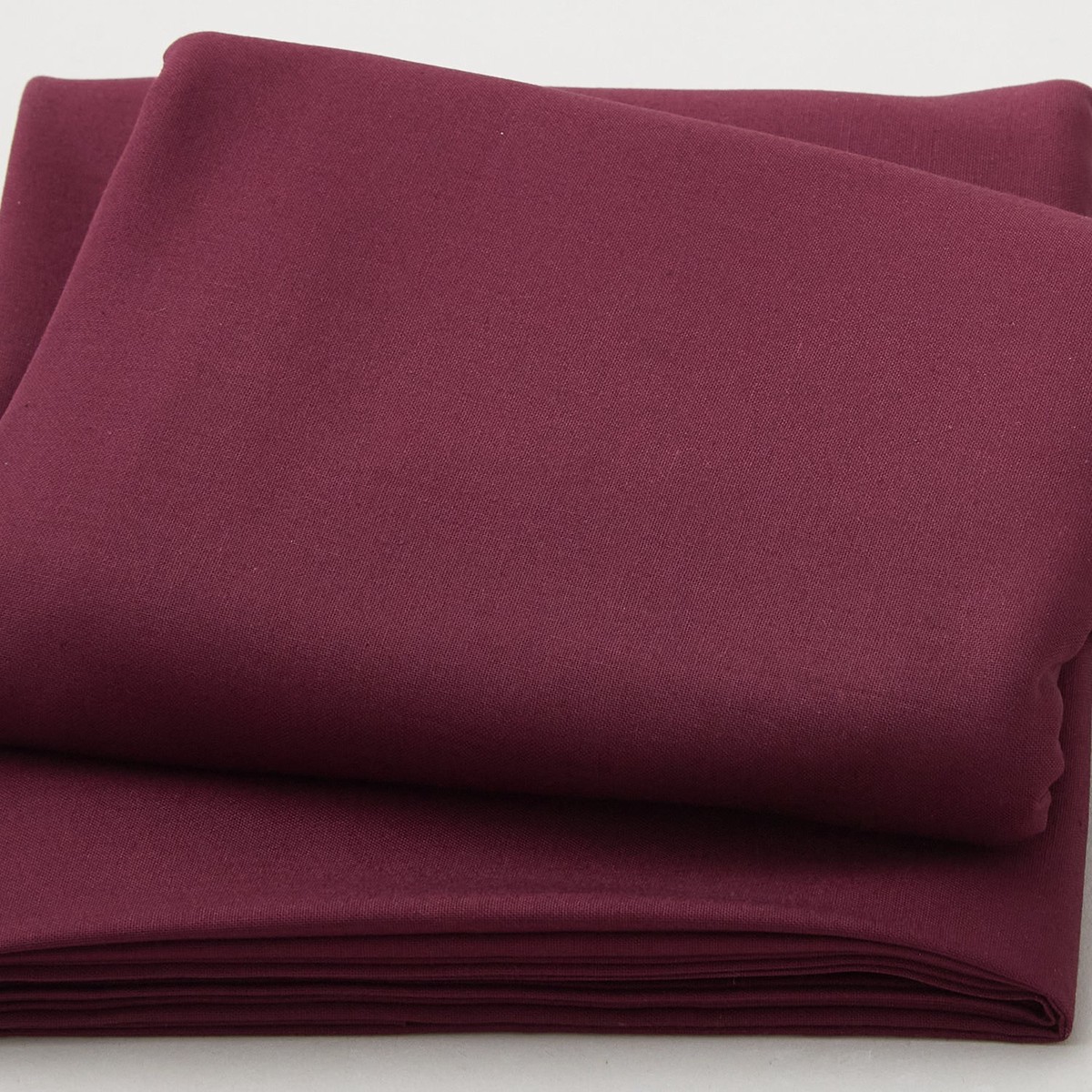 kona-cotton-burgundy-3-yard-cut