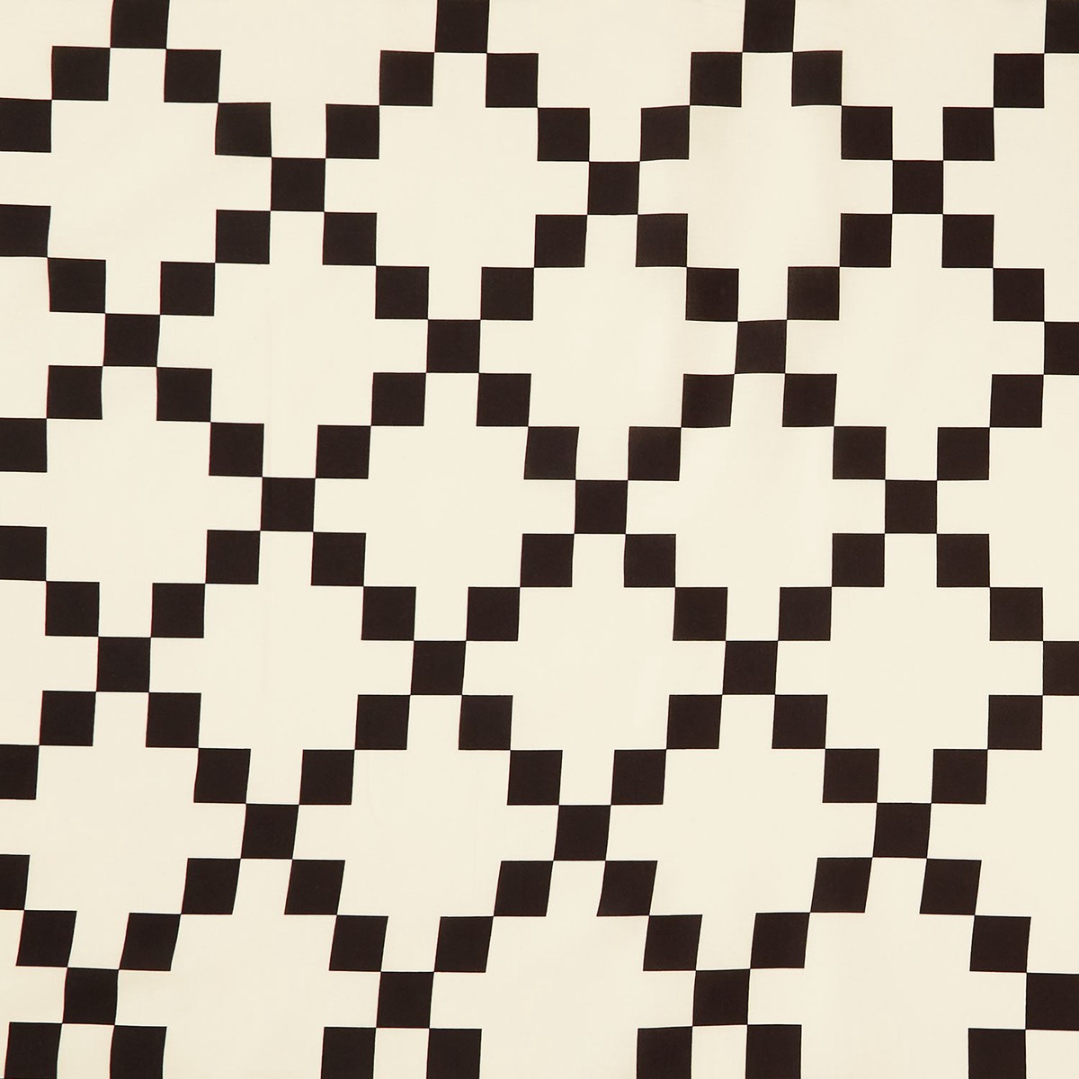 perfect-points-nine-patch-cheater-print-black-and-white-yardage