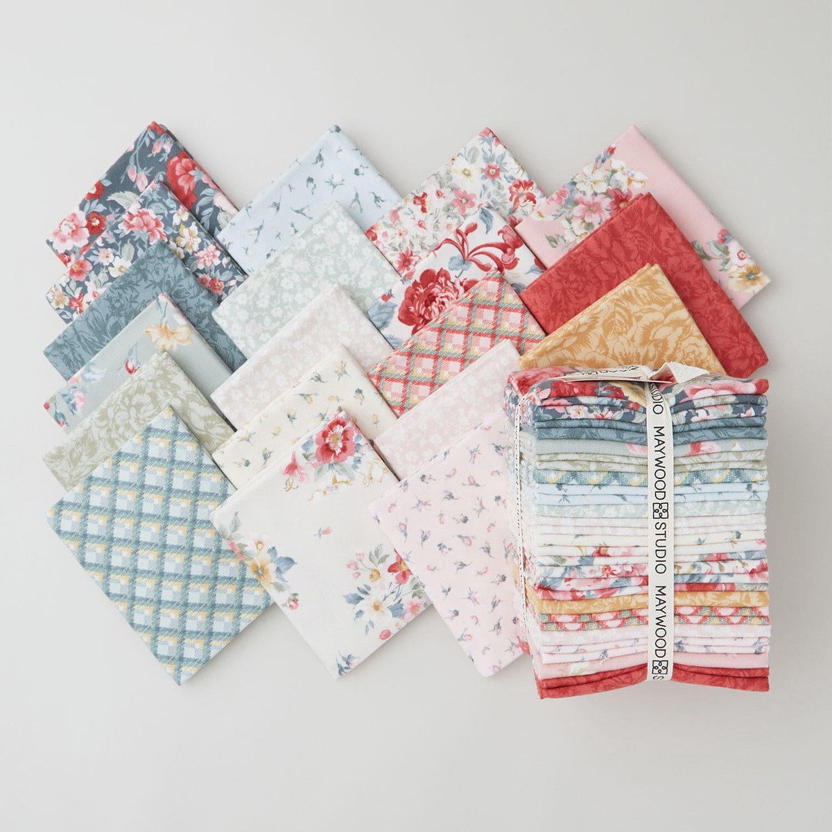 la-fleur-flannel-fat-quarter-bundle