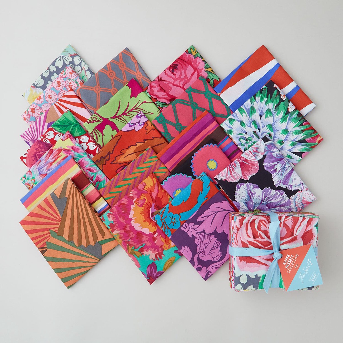 kaffe-fasset-collective-february-2026-warm-colorway-fat-quarter-bundle