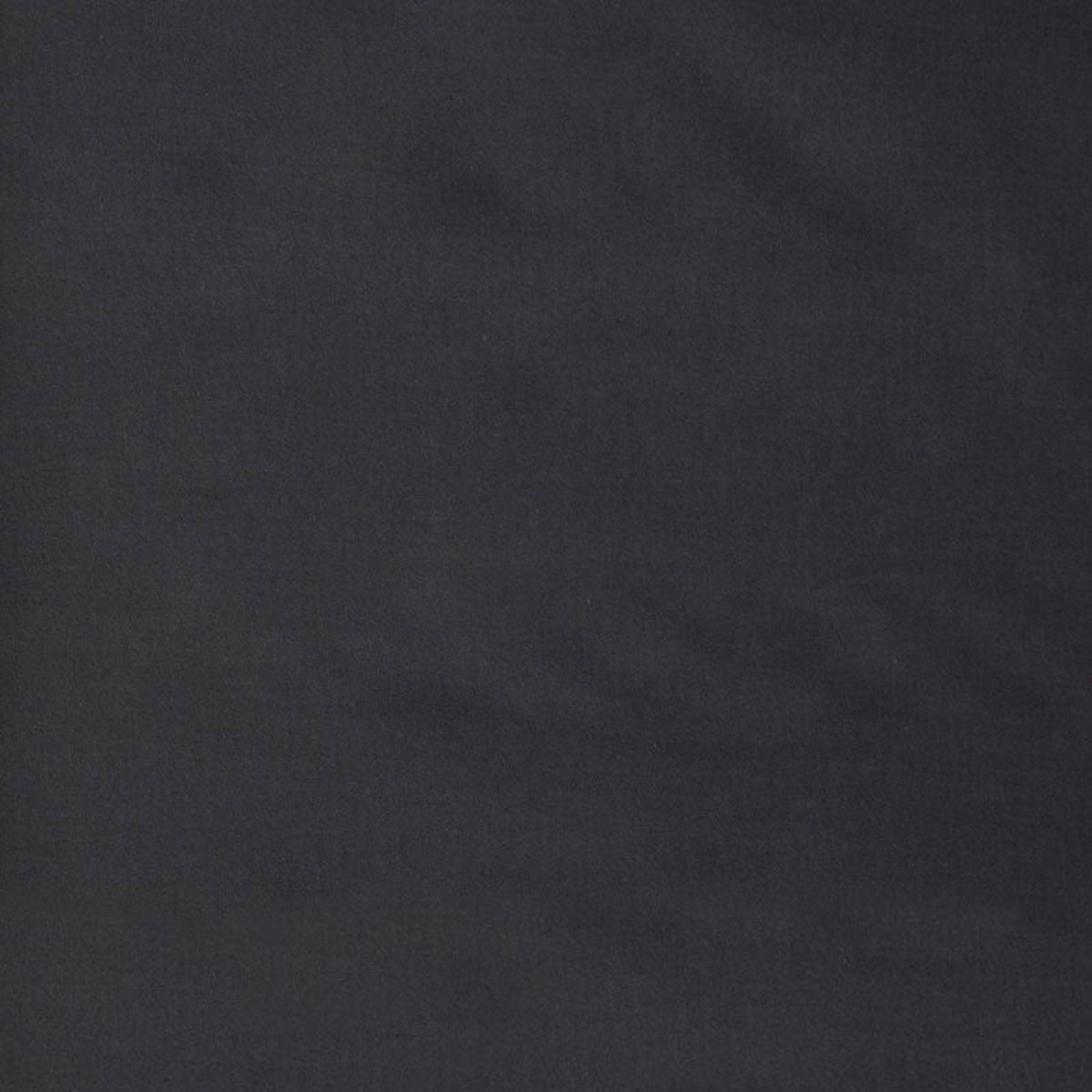 designer-essential-solids-raven-yardage
