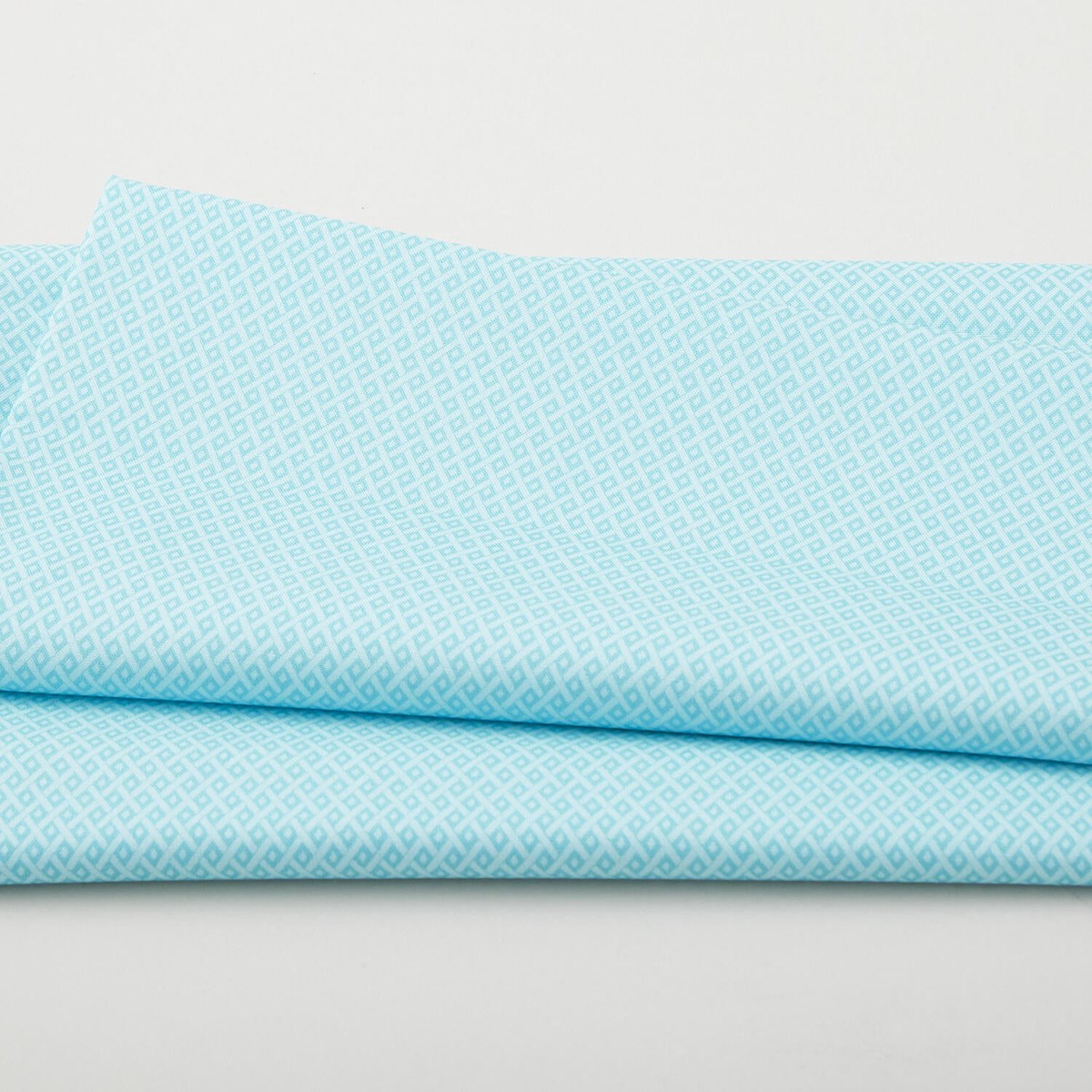 french-meadow-meadow-diamond-light-teal-2-yard-cut