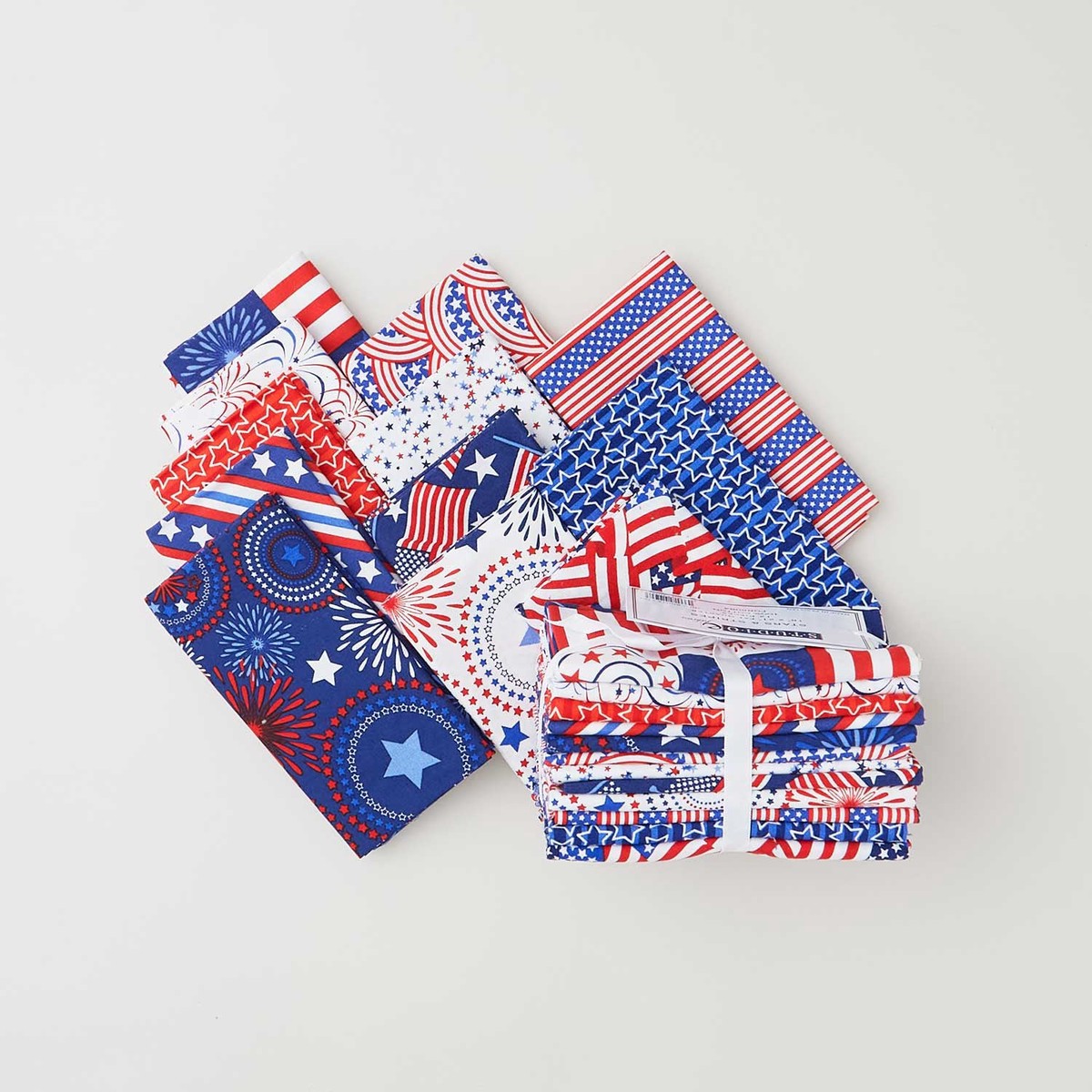 stars-stripes-favorites-12-piece-fat-quarter-bundle